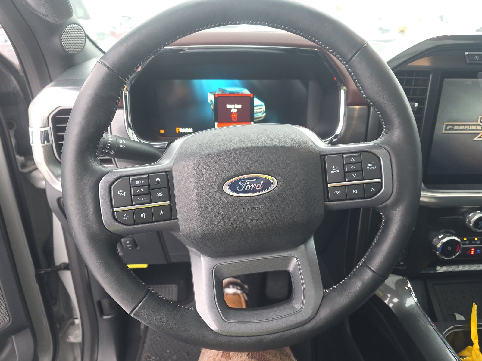 2023 Ford F-150 Lariat AWD