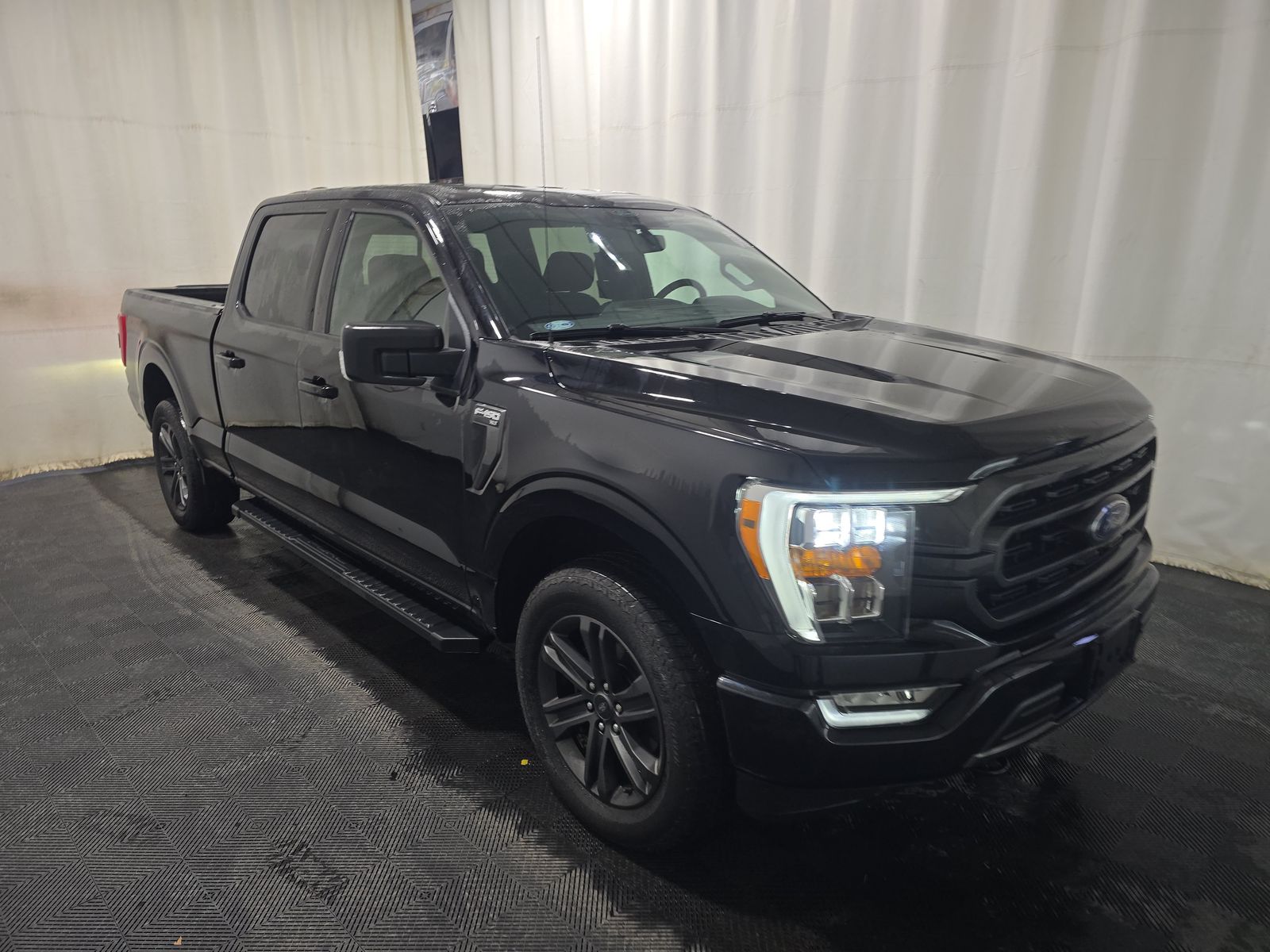 2021 Ford F-150 XLT AWD