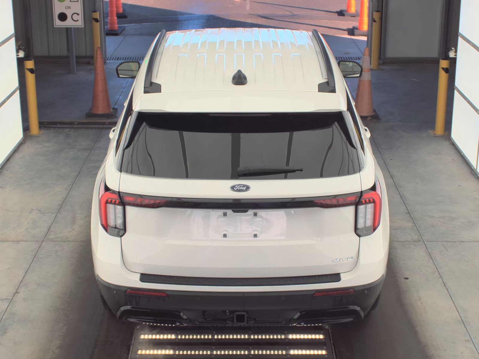 2025 Ford Explorer ST-Line AWD