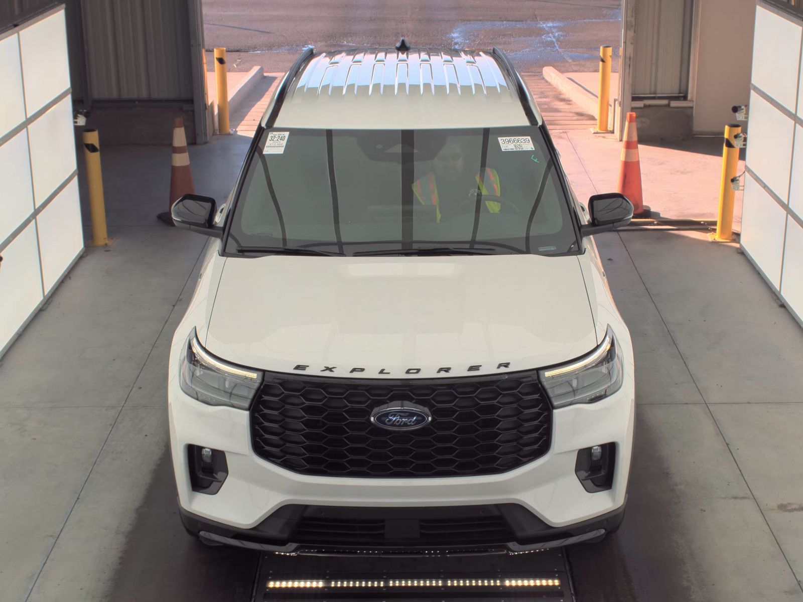 2025 Ford Explorer ST-Line AWD