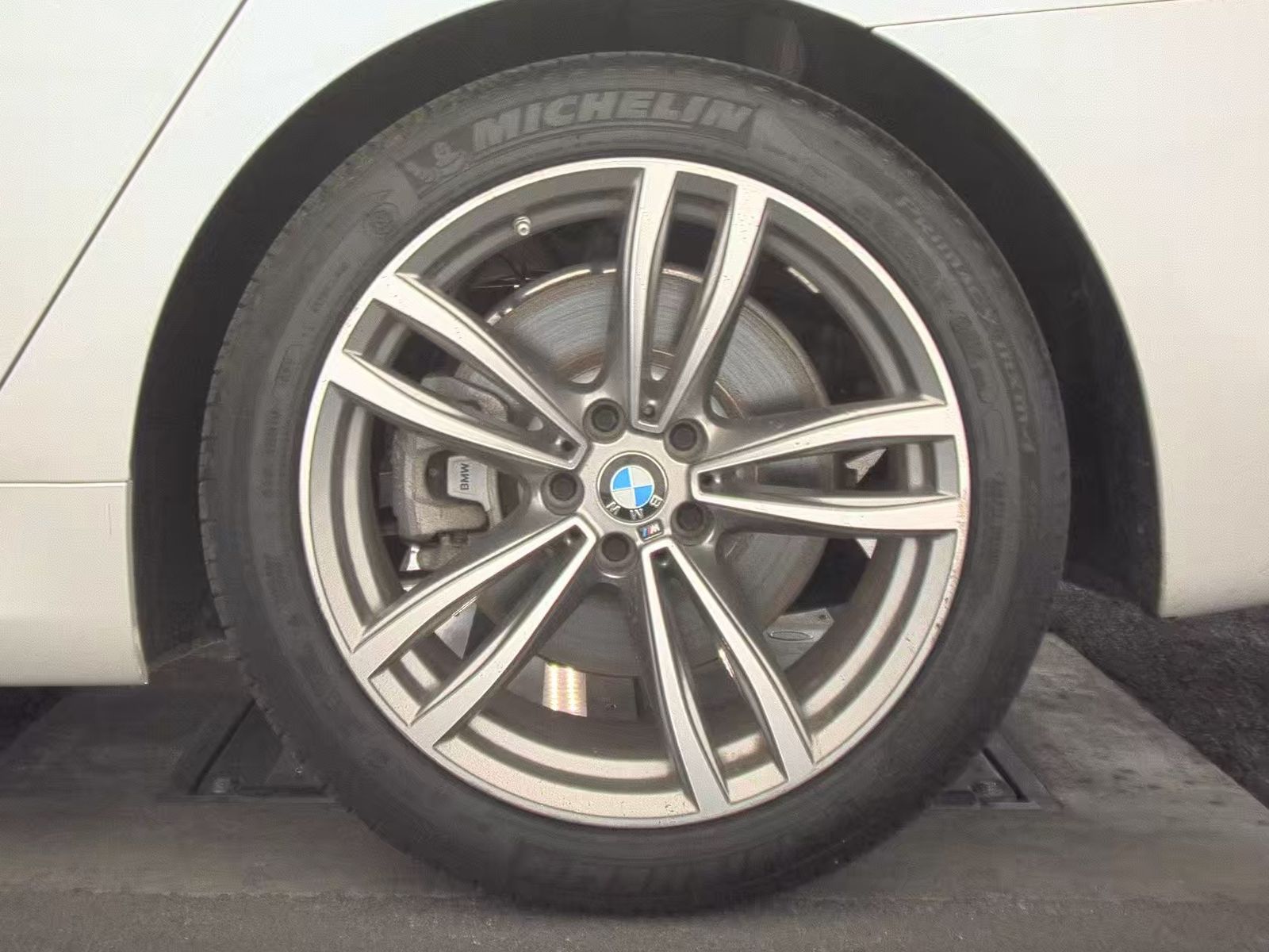 2019 BMW 7 Series 740i RWD