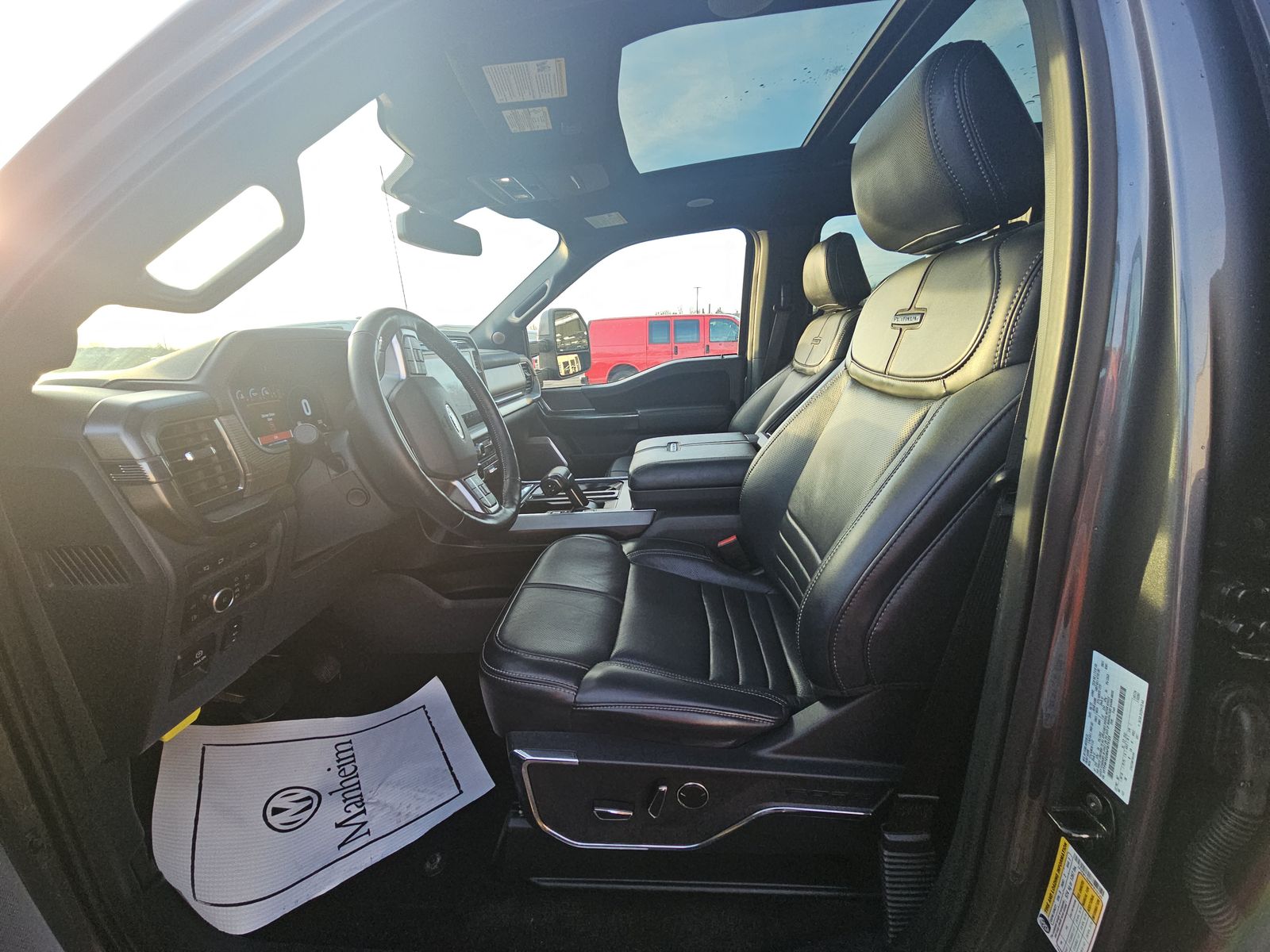 2022 Ford F-150 Hybrid Platinum AWD