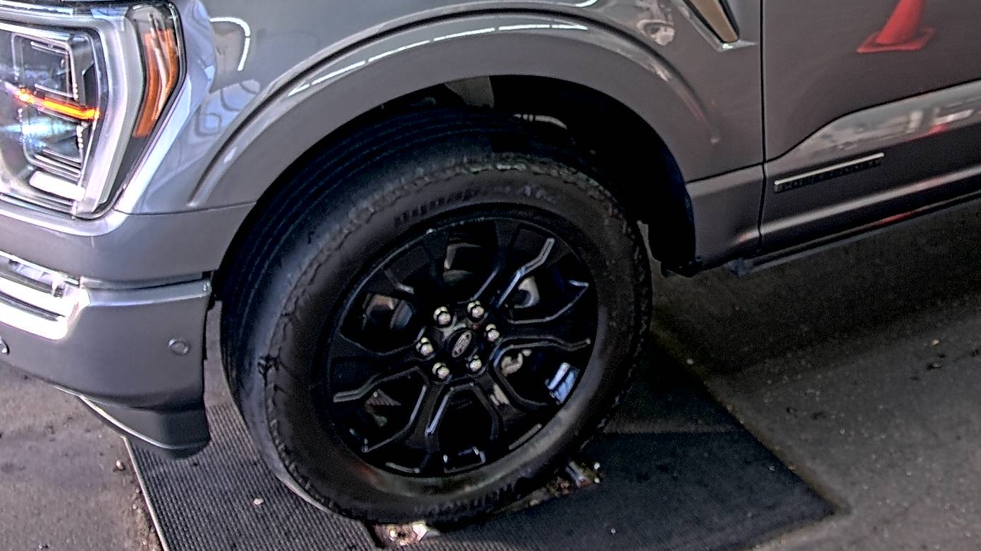 2022 Ford F-150 Hybrid Platinum AWD