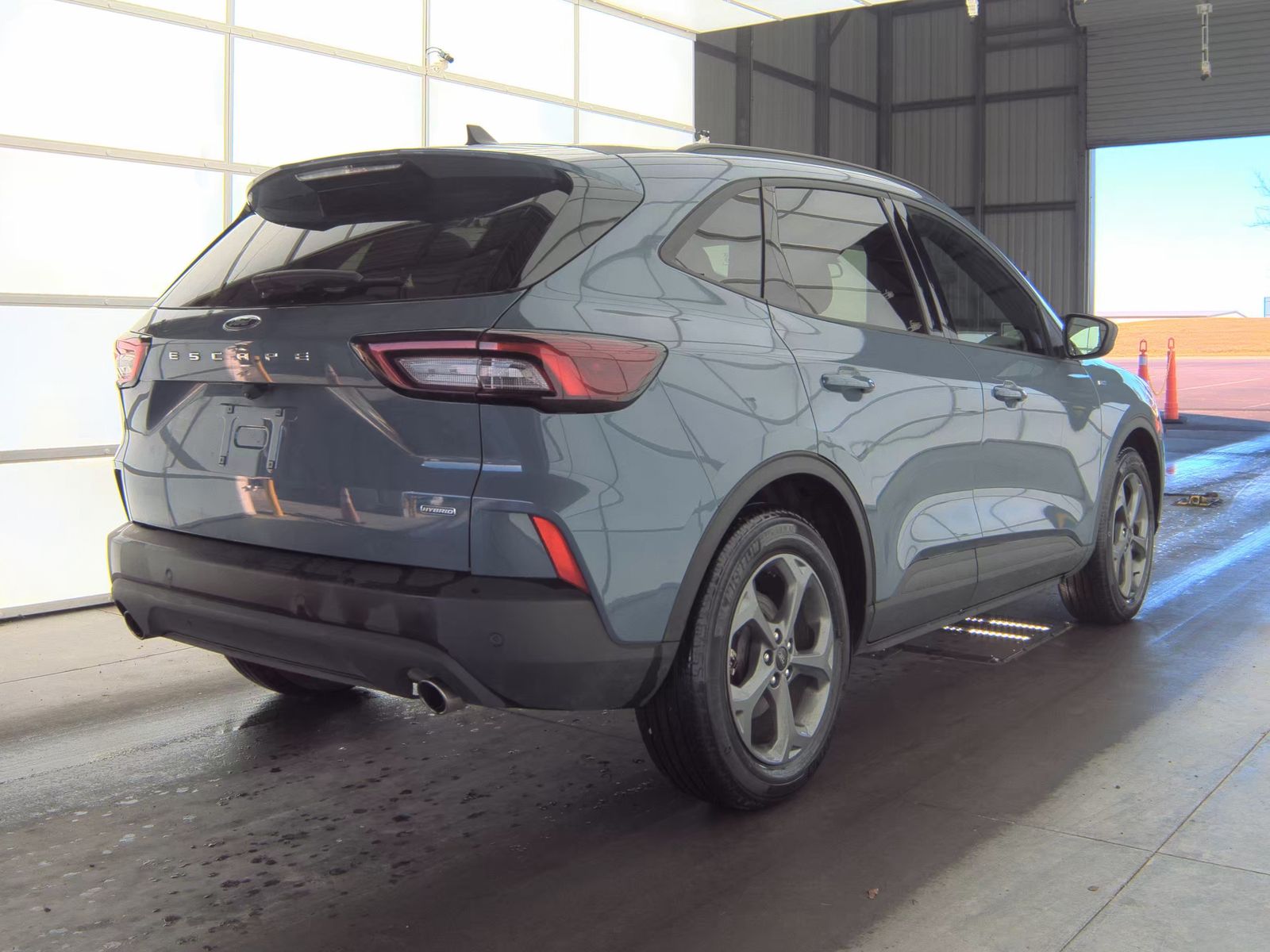 2025 Ford Escape Hybrid ST-Line FWD