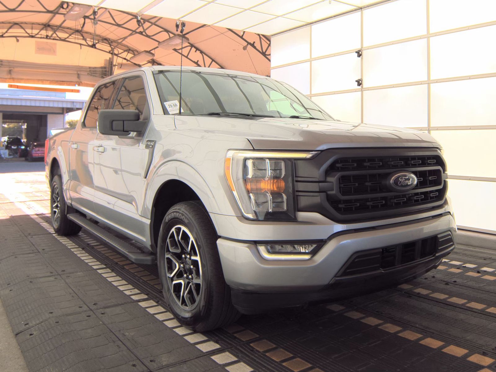2022 Ford F-150 XLT FWD