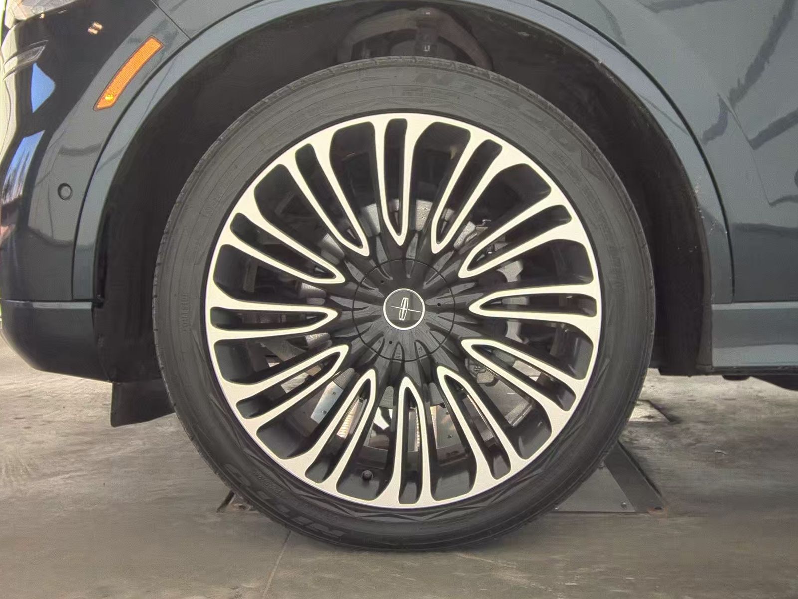 2021 Lincoln Aviator Black Label AWD