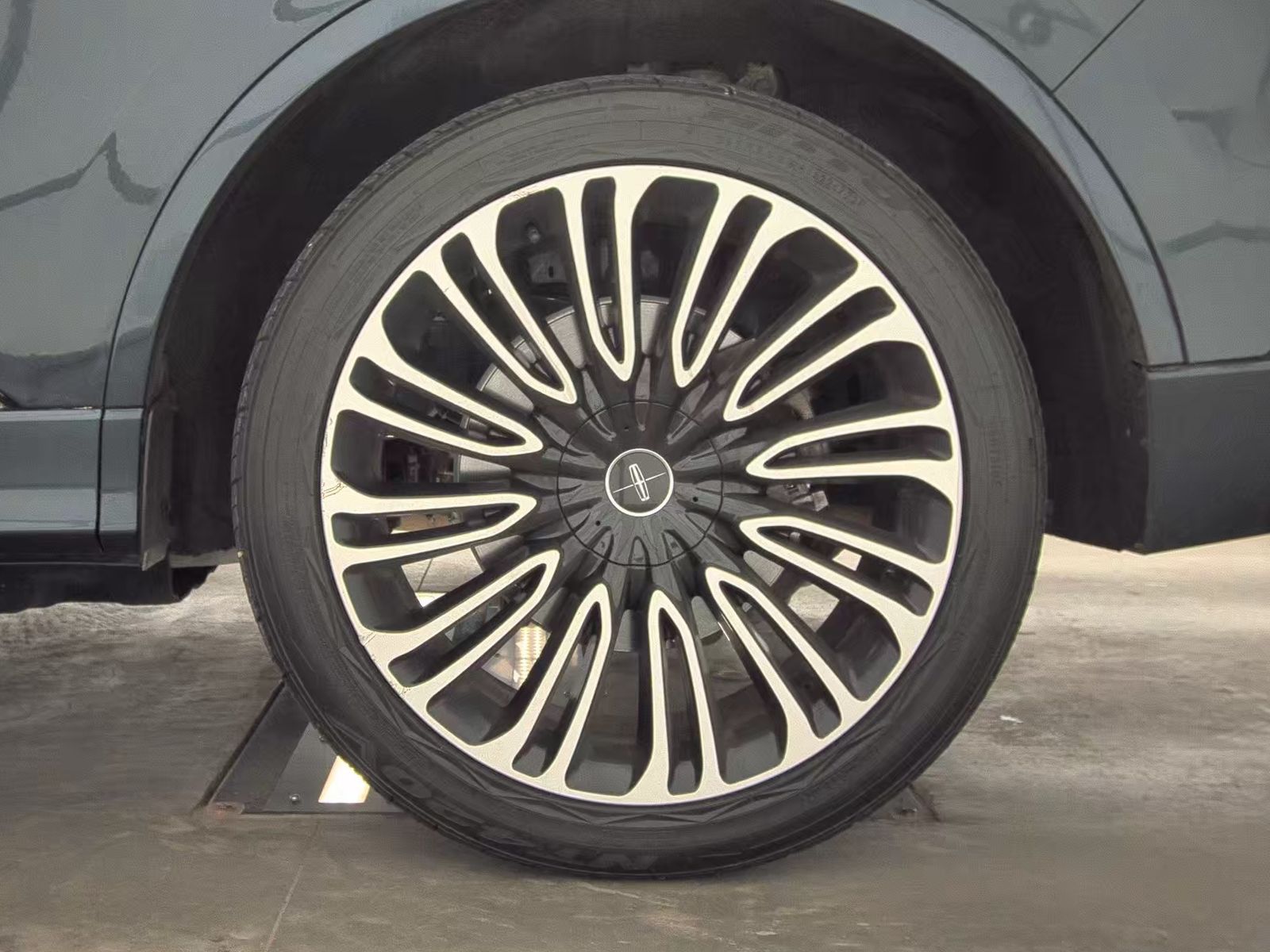 2021 Lincoln Aviator Black Label AWD