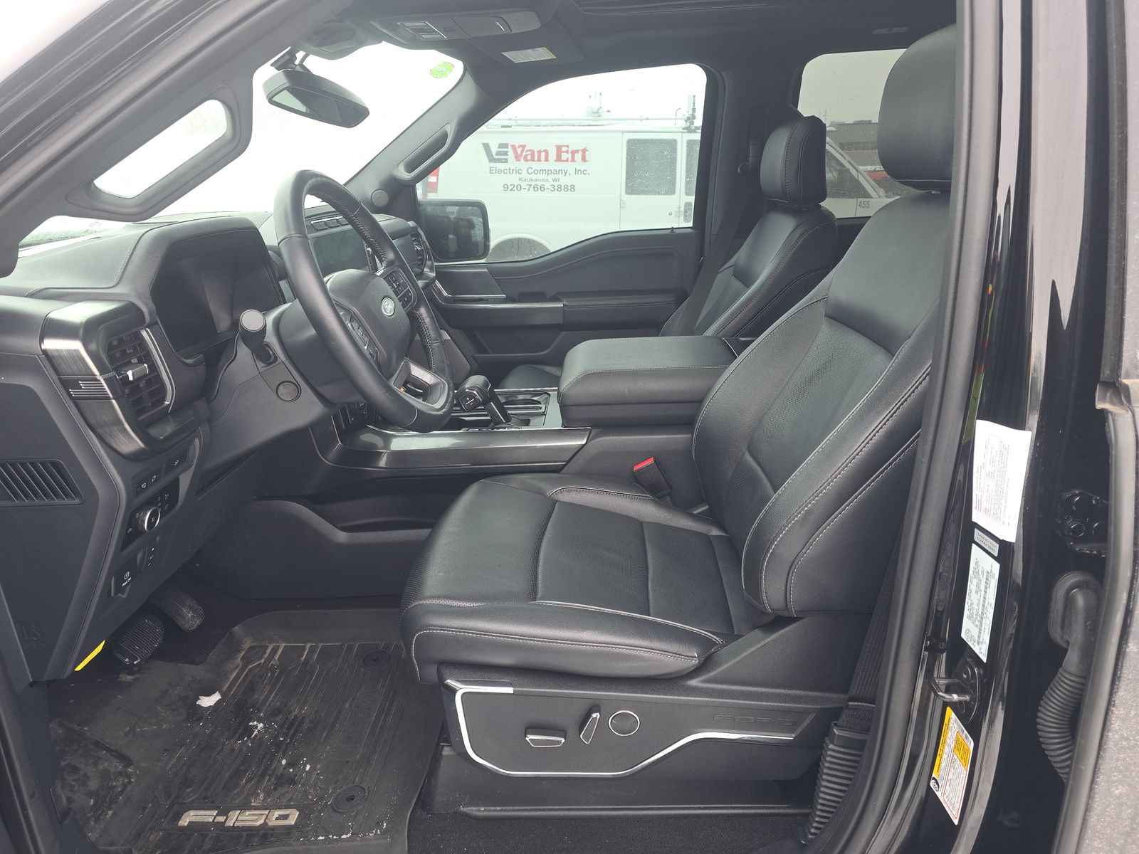 2023 Ford F-150 Lariat AWD