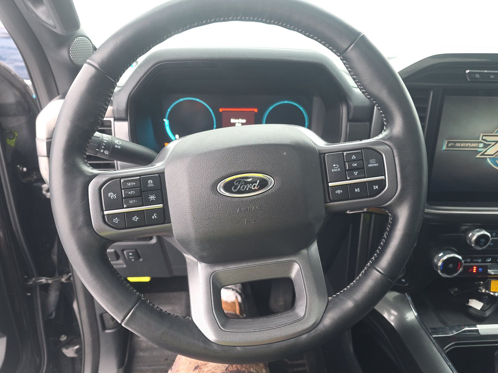 2023 Ford F-150 Lariat AWD