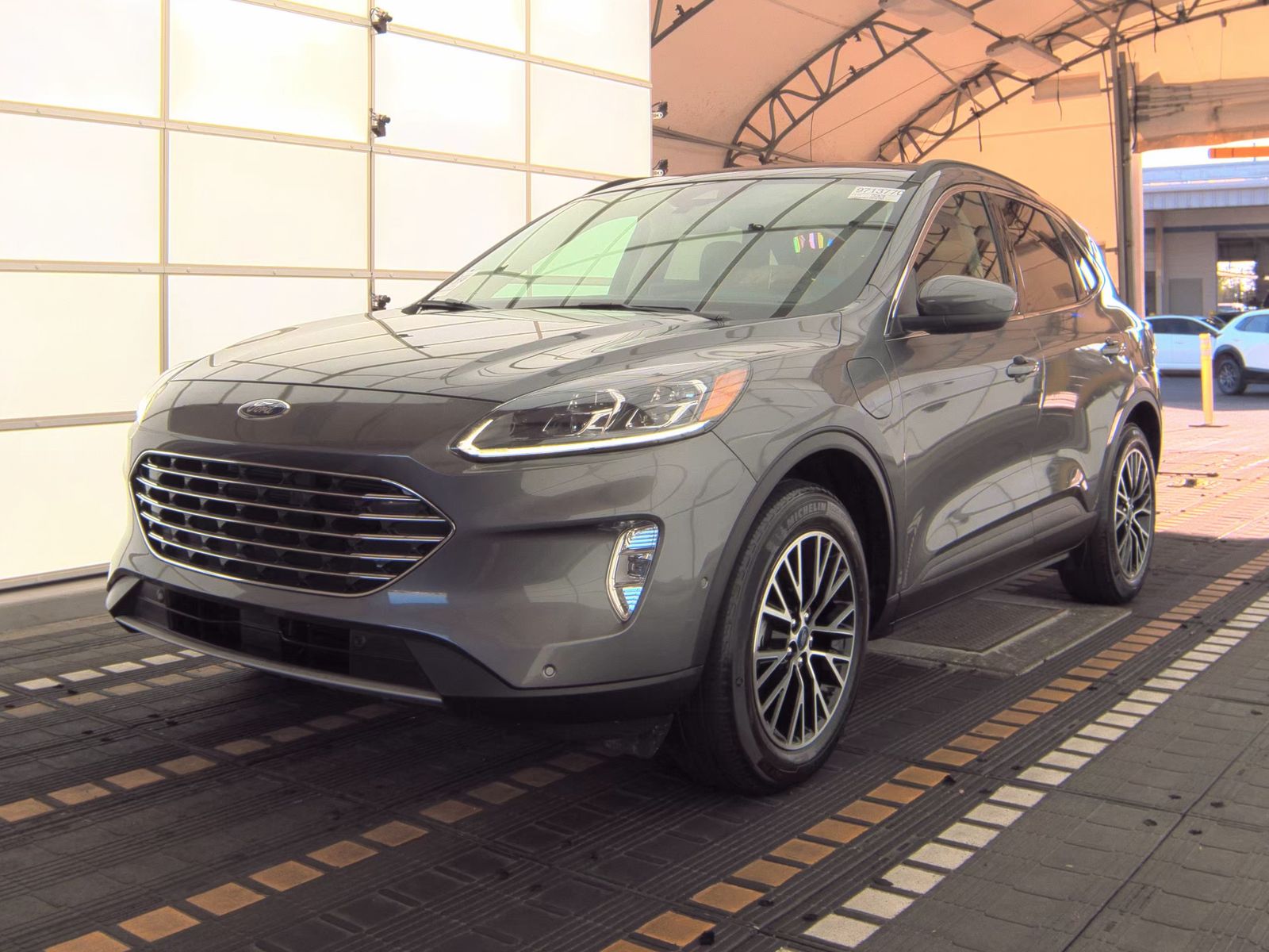 2022 Ford Escape Plug-In Hybrid Titanium FWD