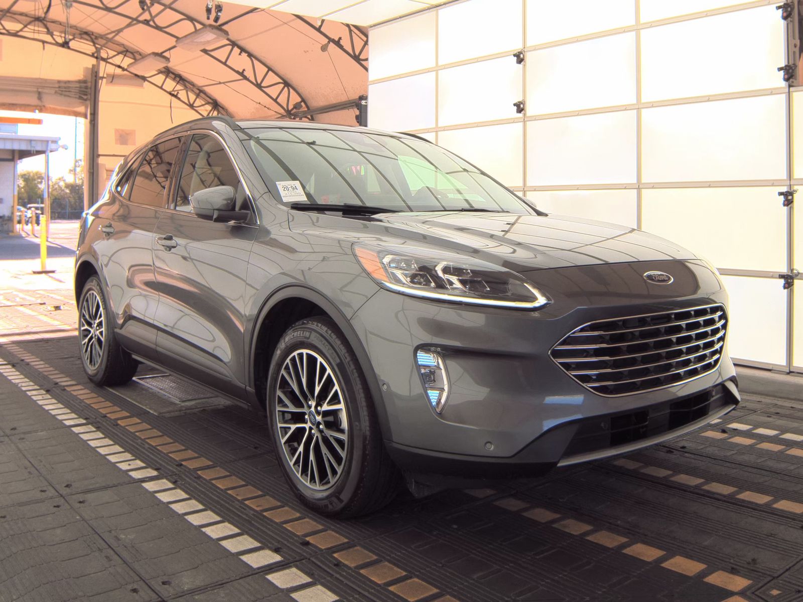 2022 Ford Escape Plug-In Hybrid Titanium FWD