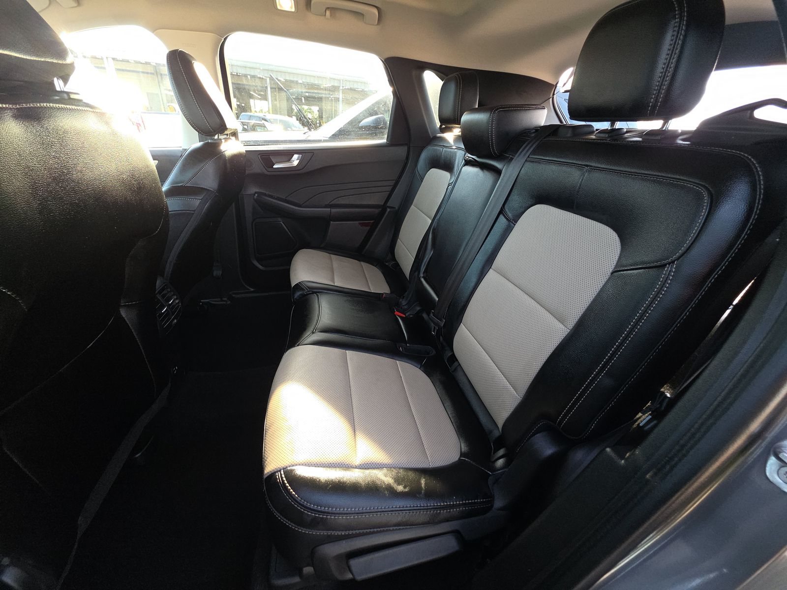 2022 Ford Escape Plug-In Hybrid Titanium FWD