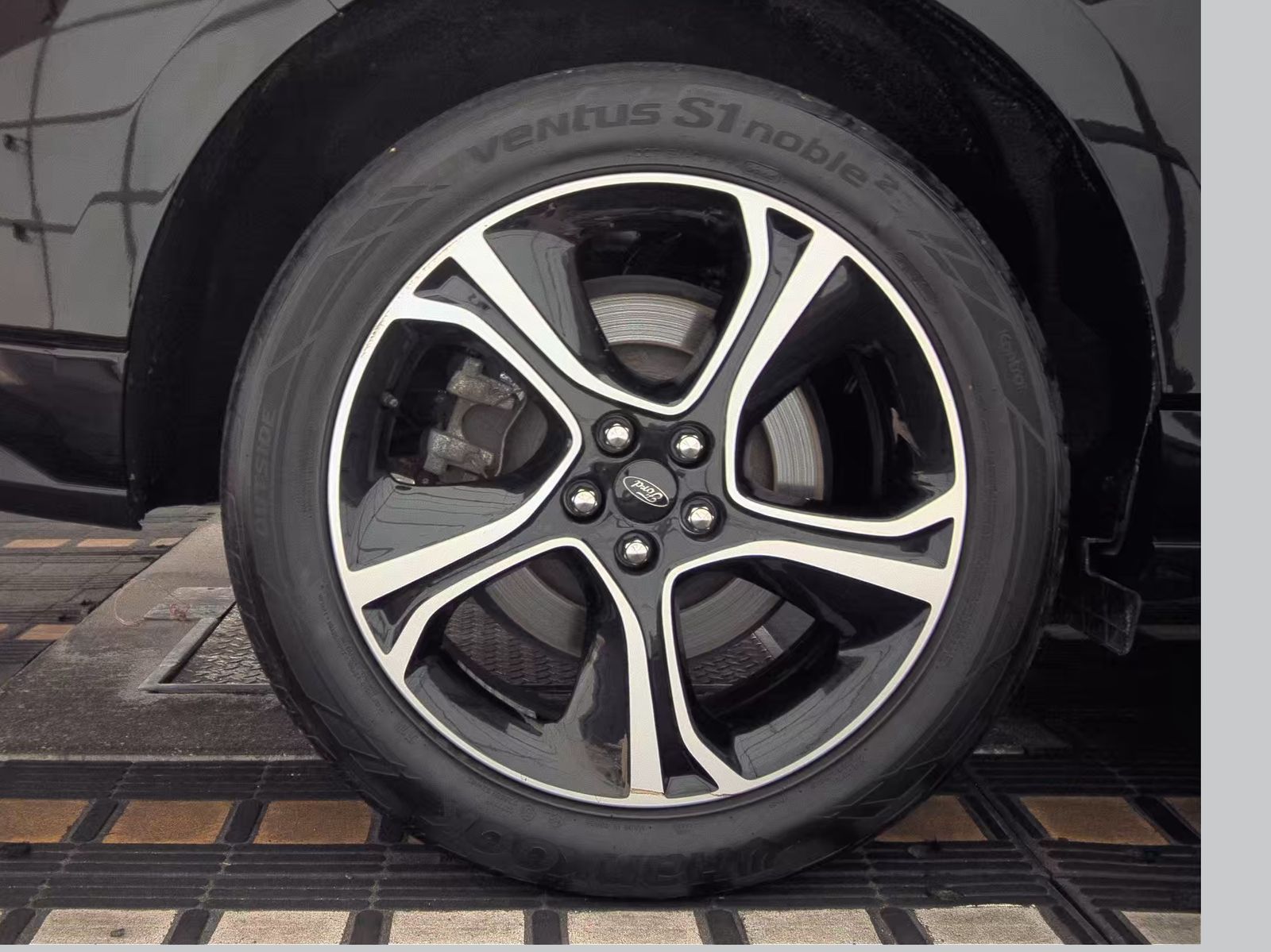 2023 Ford Edge ST AWD