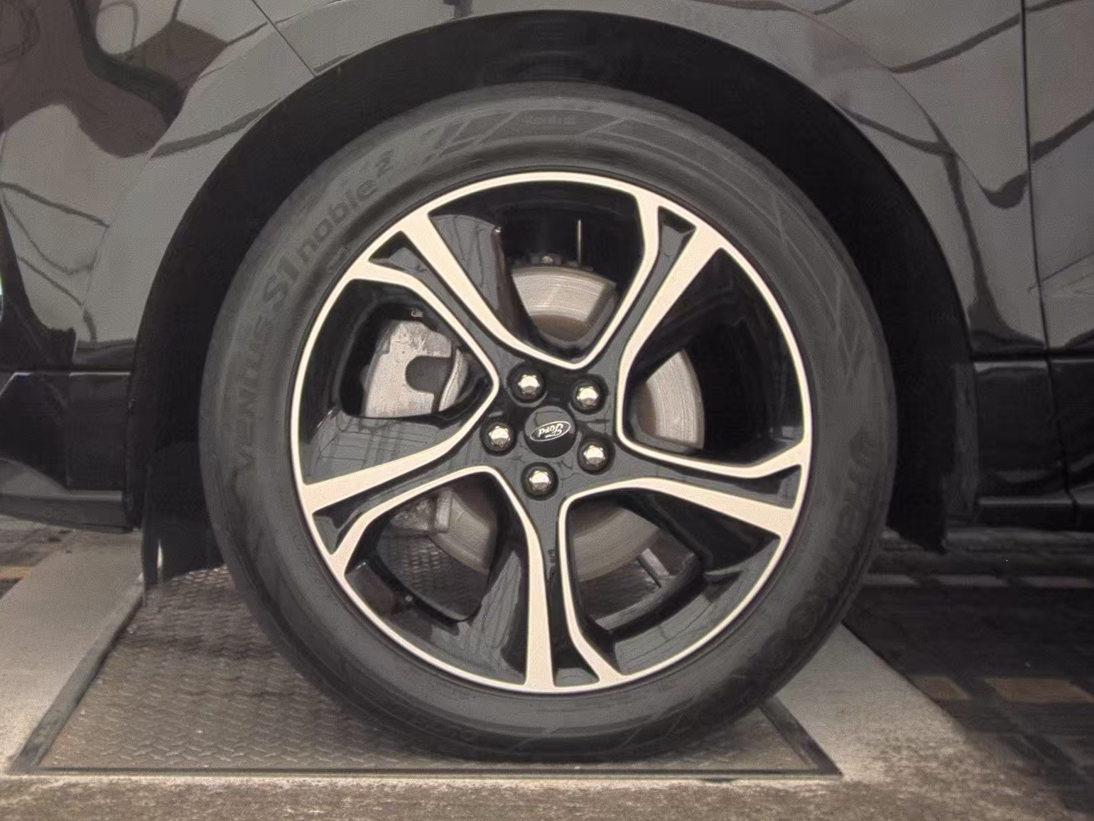 2023 Ford Edge ST AWD