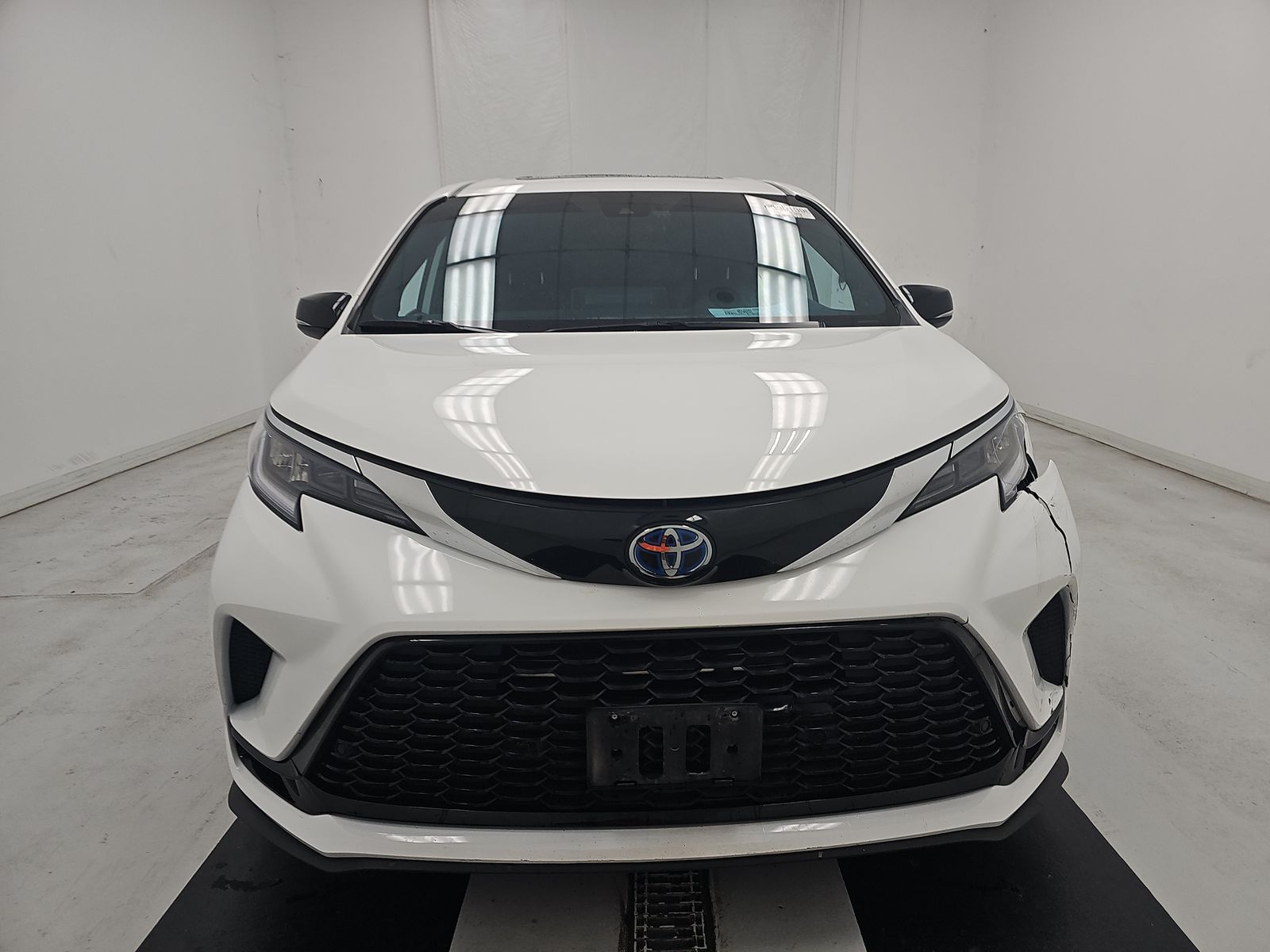 2024 Toyota Sienna XSE AWD