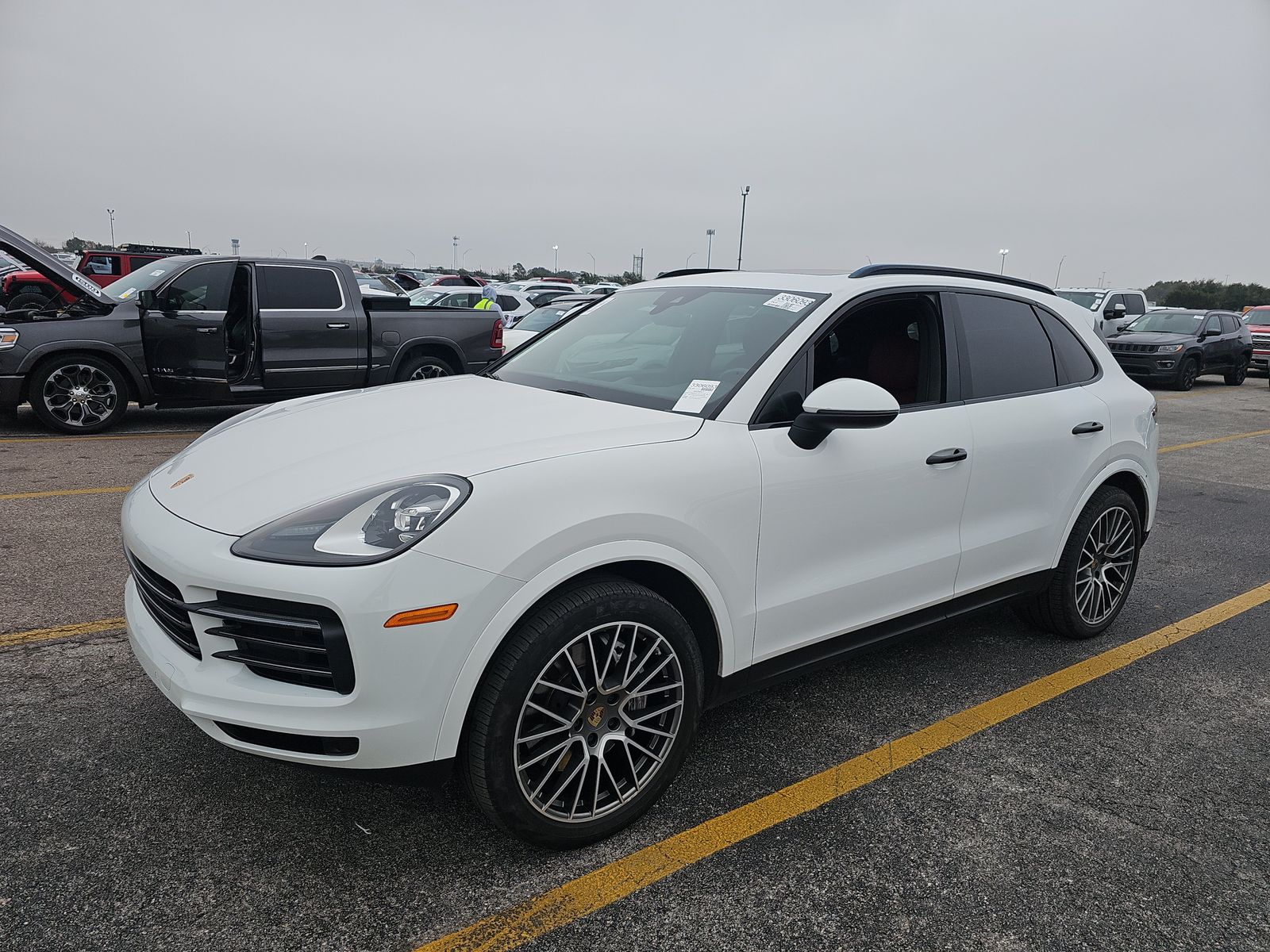 2023 Porsche Cayenne Platinum Edition AWD