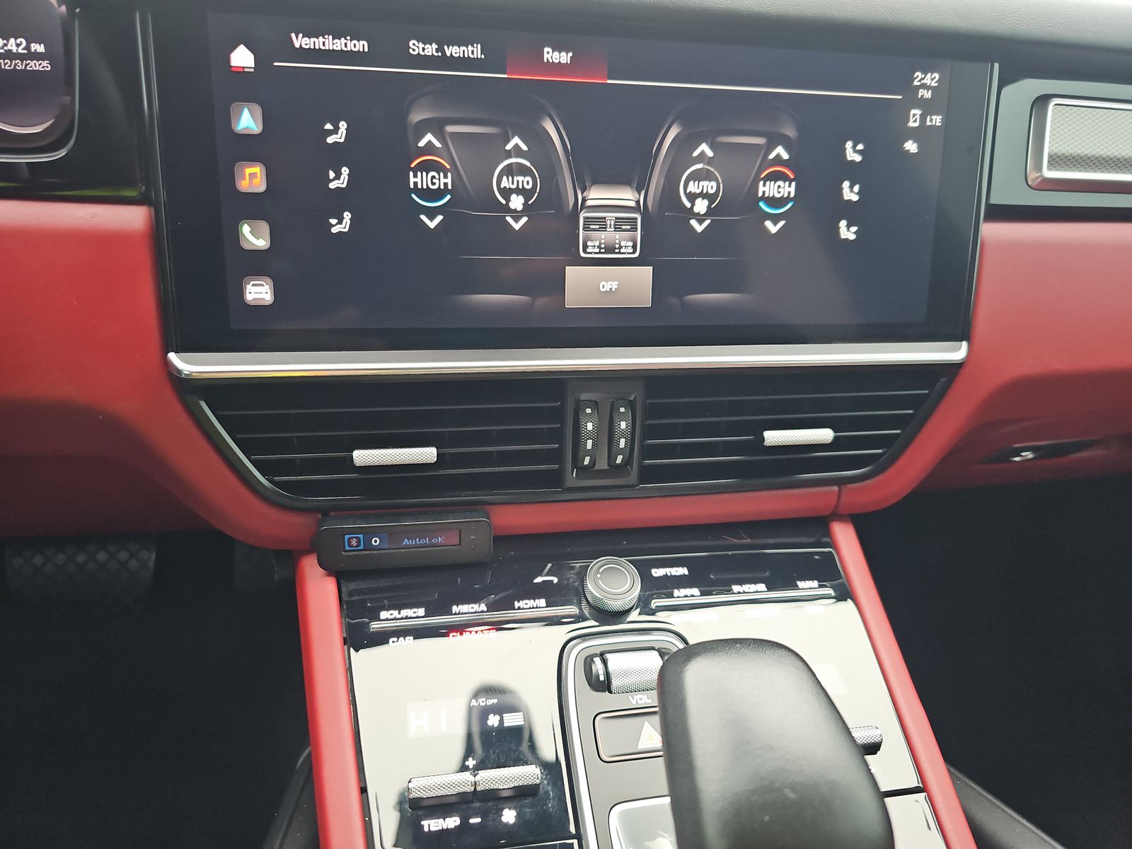 2023 Porsche Cayenne Platinum Edition AWD