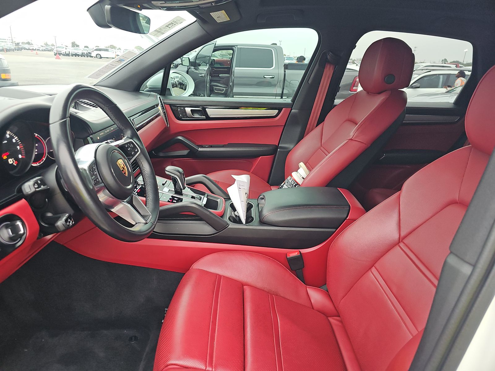 2023 Porsche Cayenne Platinum Edition AWD