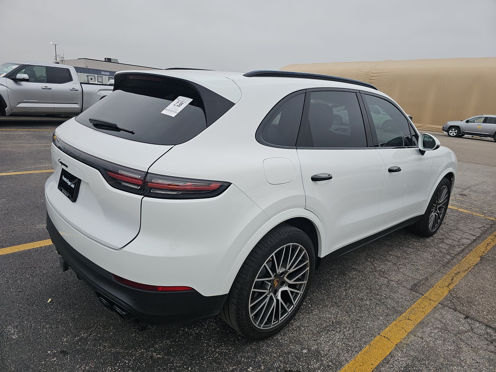 2023 Porsche Cayenne Platinum Edition AWD