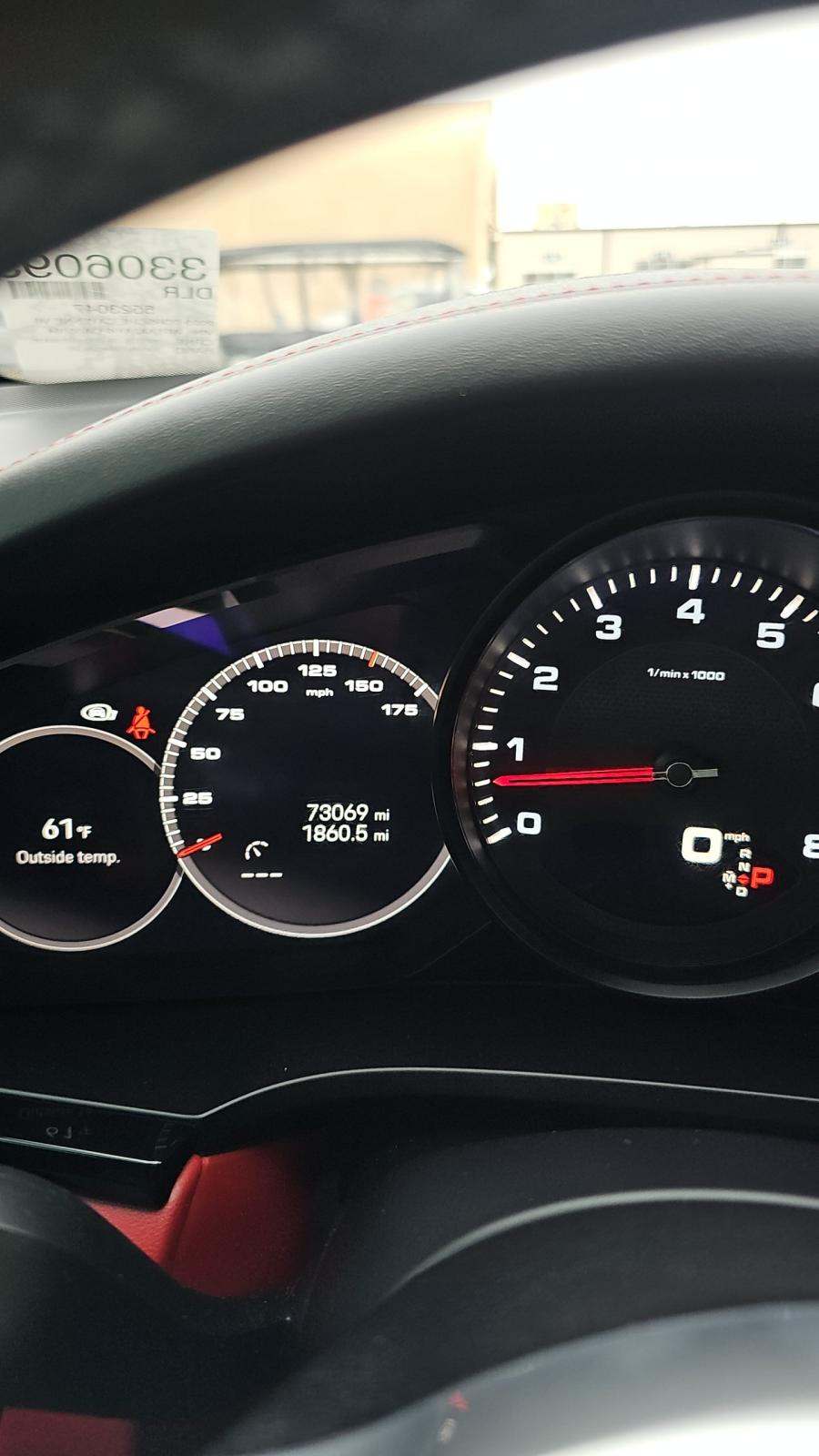 2023 Porsche Cayenne Platinum Edition AWD