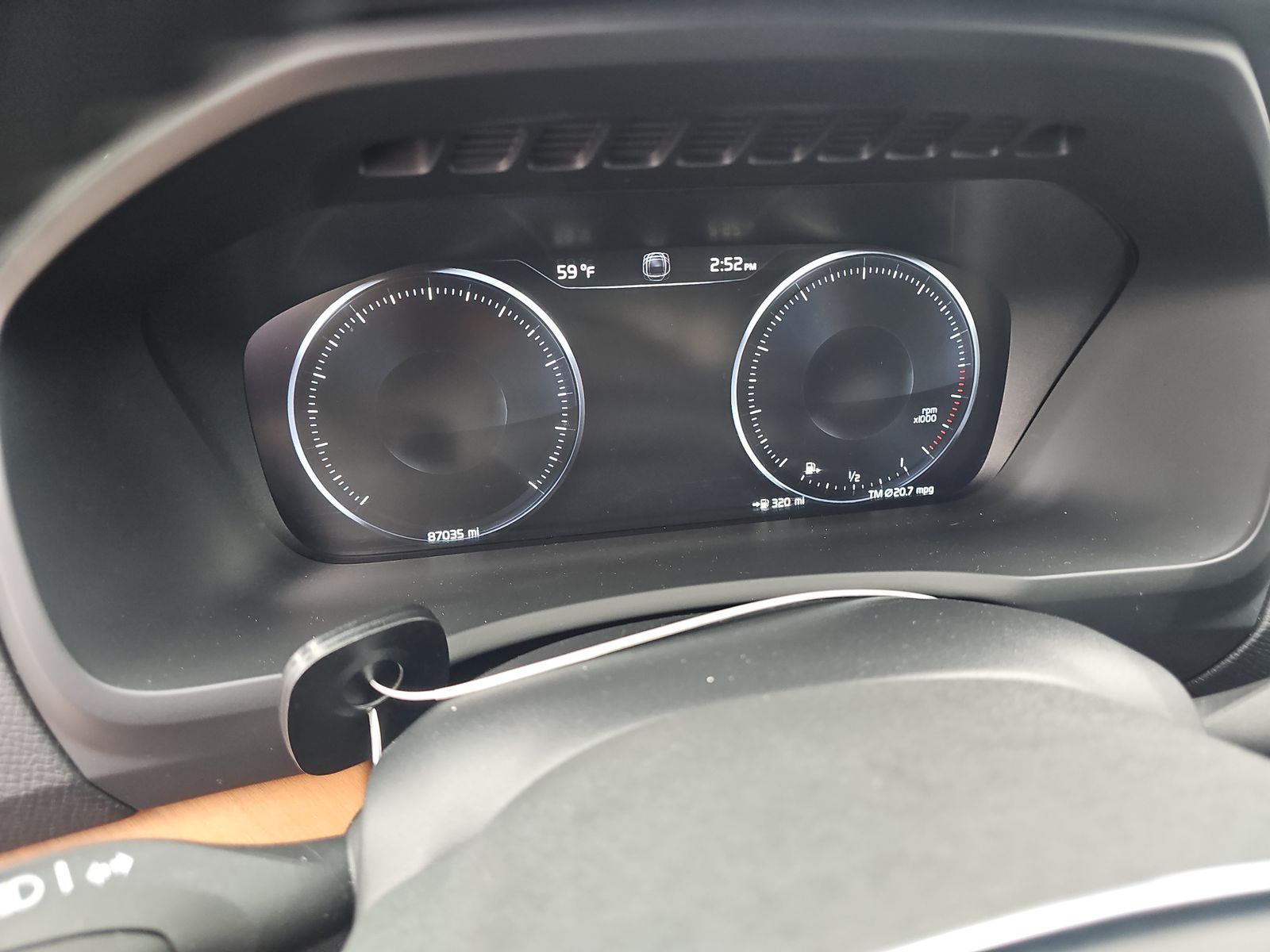 2021 Volvo XC90 T6 Momentum AWD