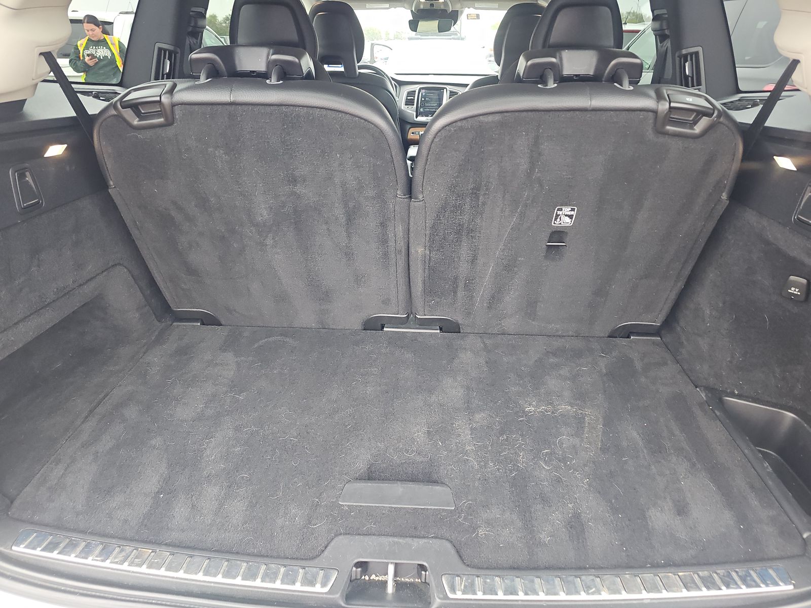 2021 Volvo XC90 T6 Momentum AWD