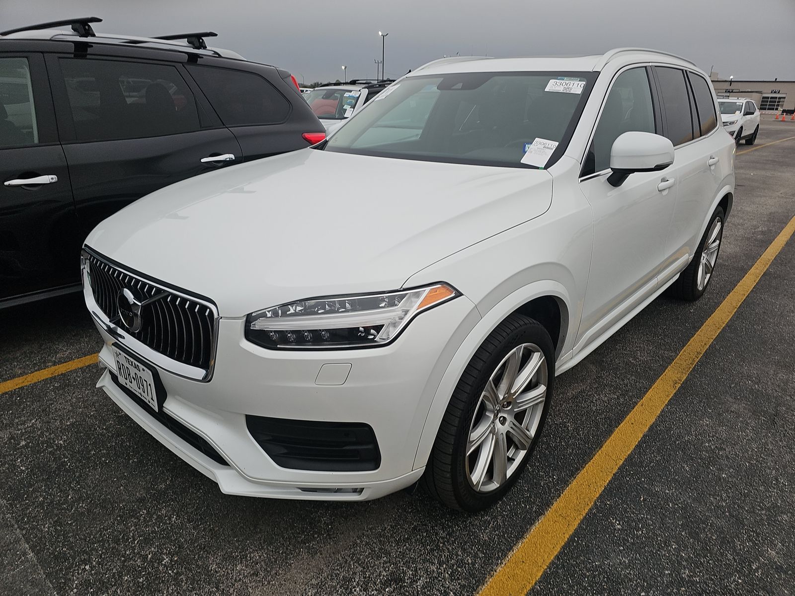 2021 Volvo XC90 T6 Momentum AWD
