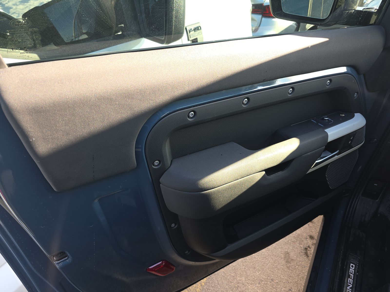 2022 Land Rover Defender 90 X-Dynamic S AWD