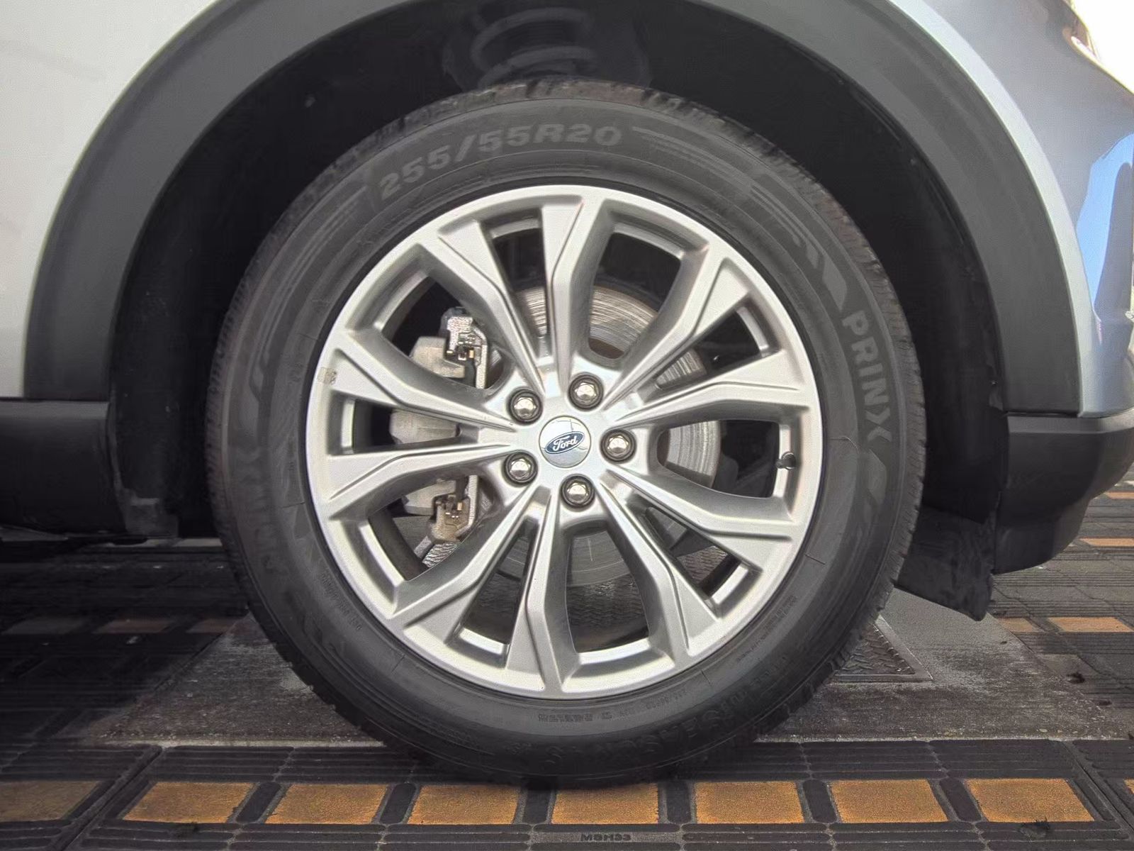 2022 Ford Explorer XLT FWD