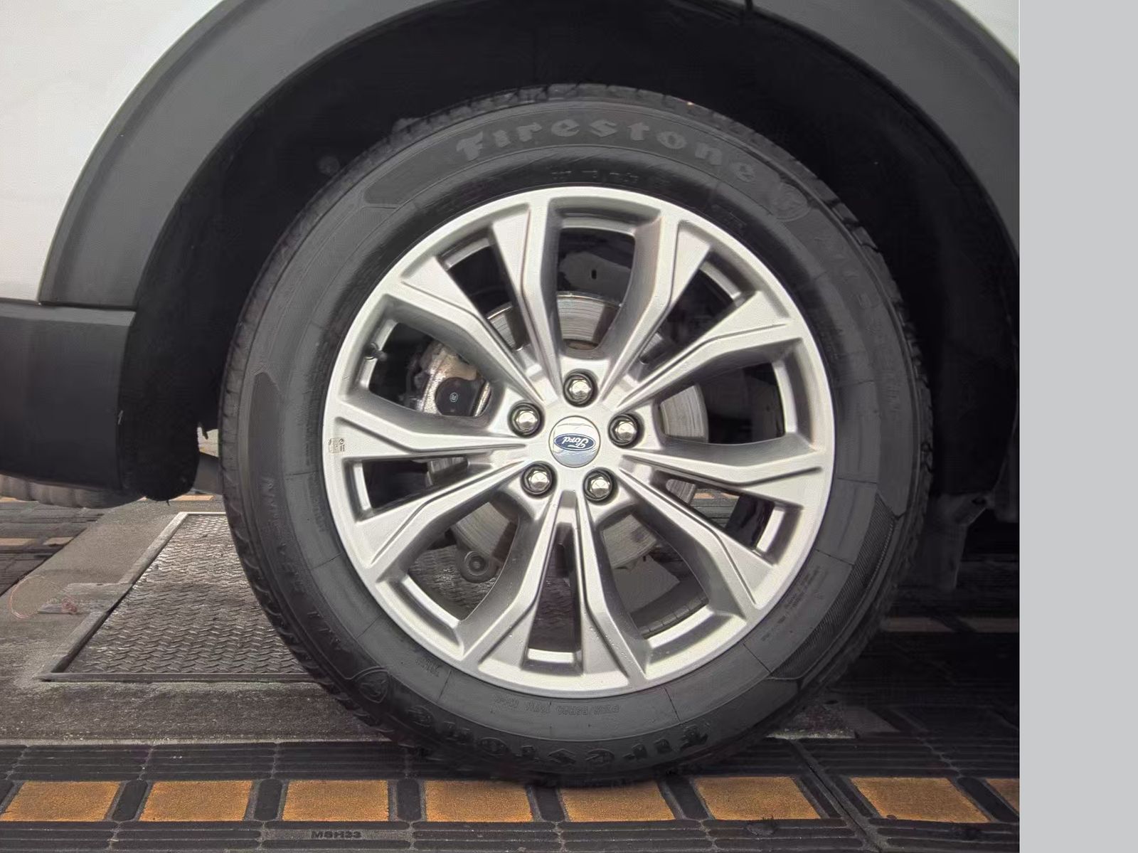 2022 Ford Explorer XLT FWD