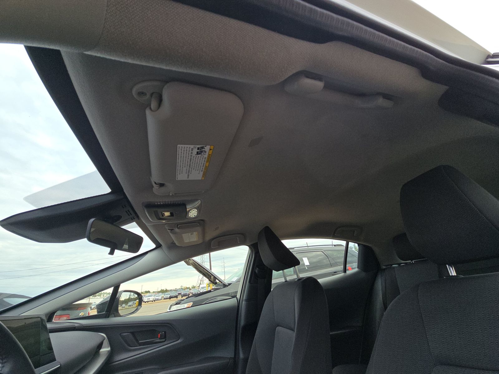 2025 Toyota Prius LE FWD