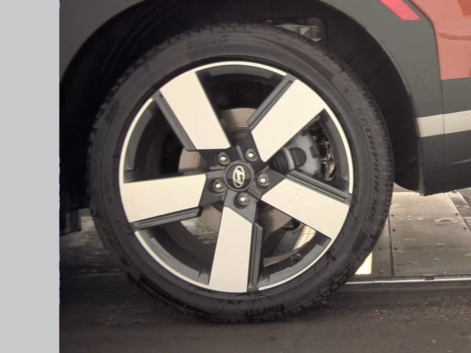 2025 Hyundai Santa Fe Hybrid Limited FWD