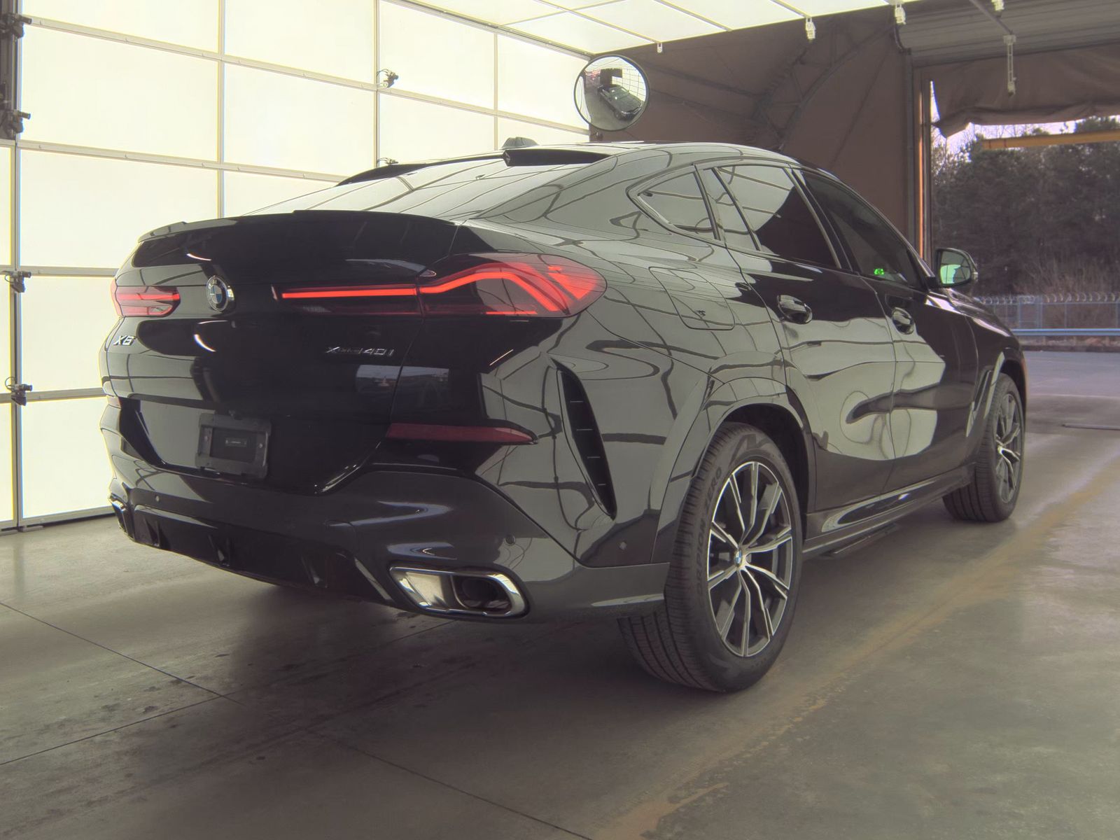 2025 BMW X6 xDrive40i AWD