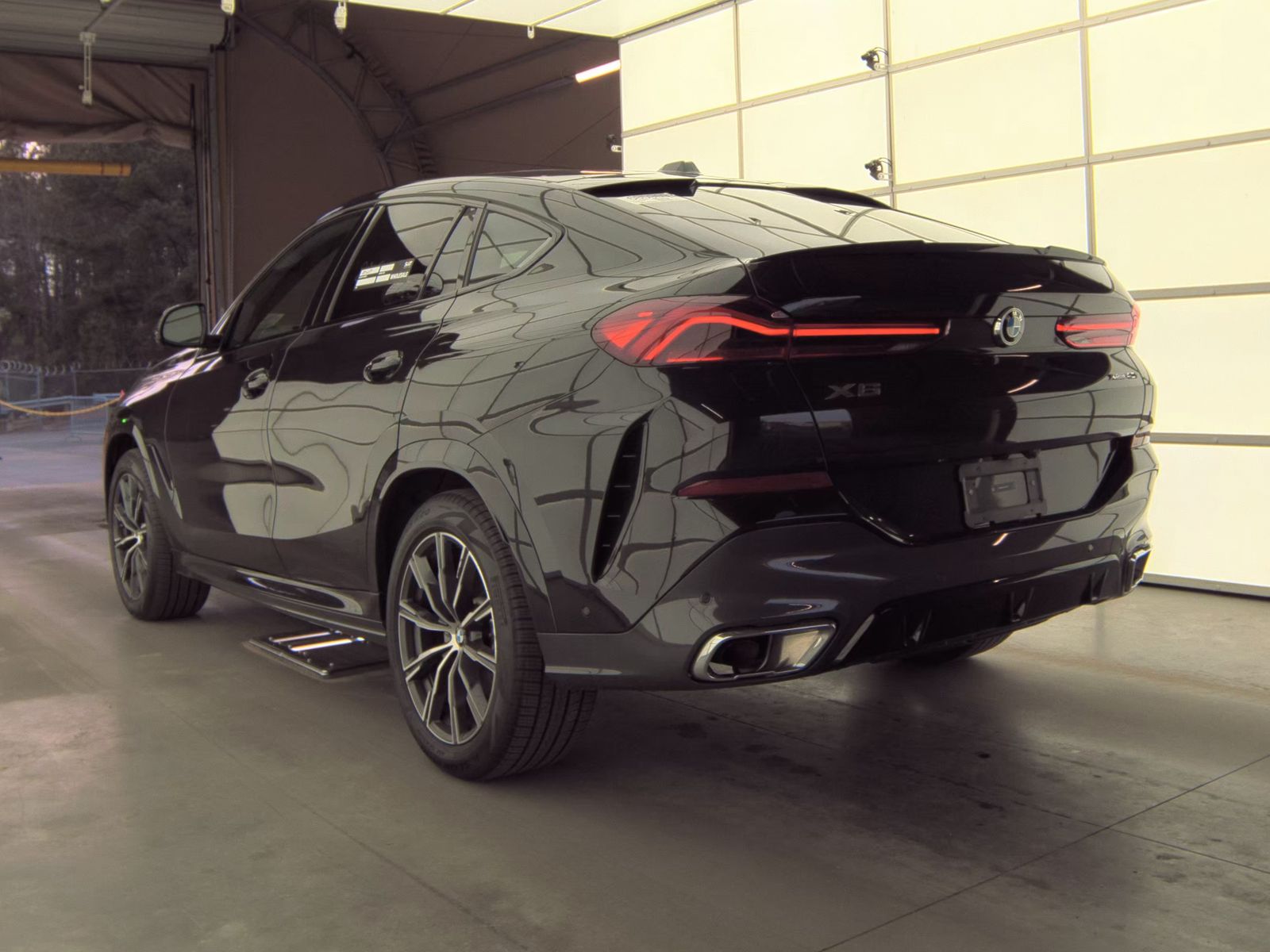 2025 BMW X6 xDrive40i AWD