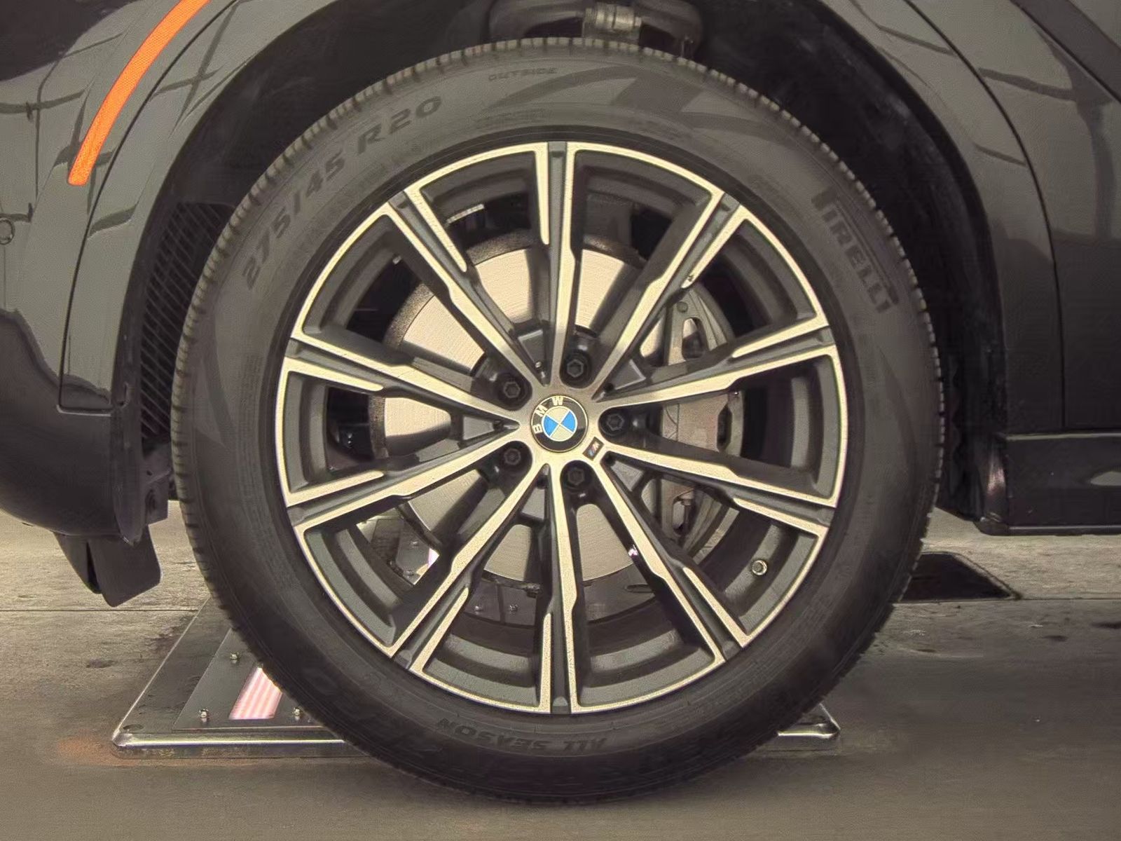 2025 BMW X6 xDrive40i AWD