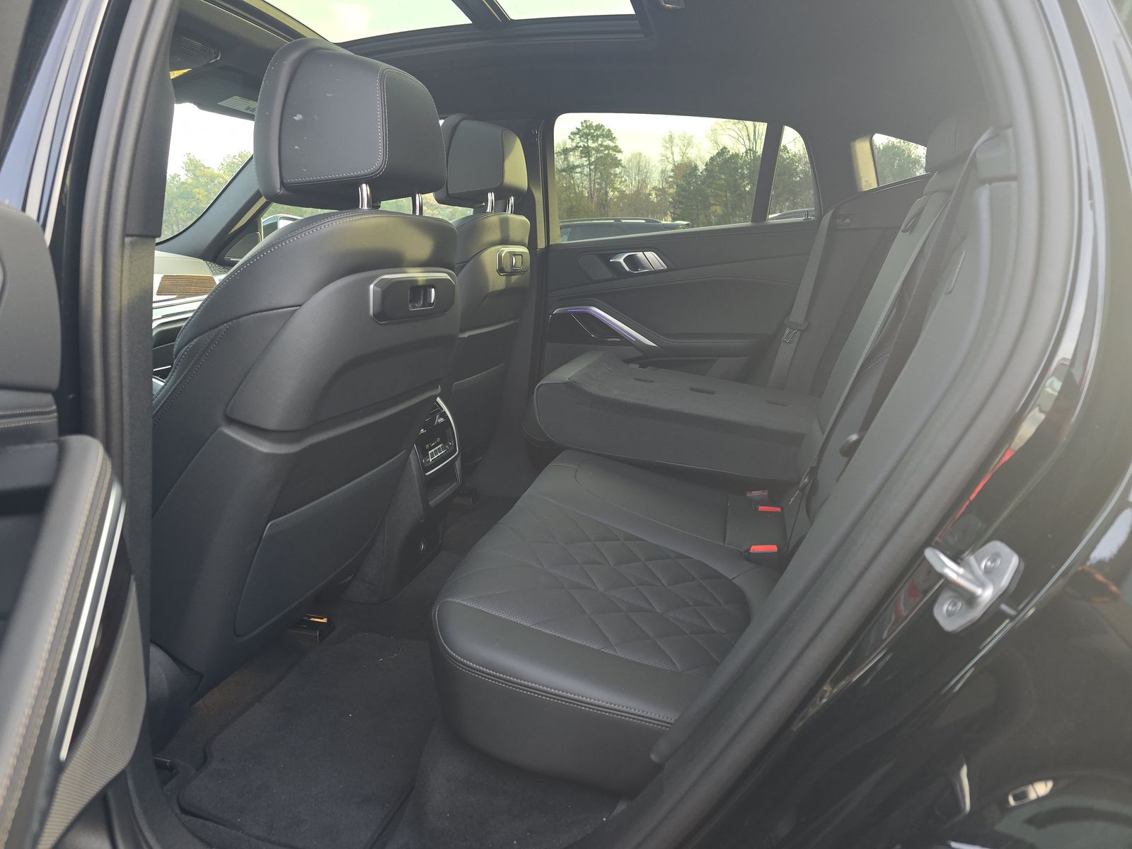 2025 BMW X6 xDrive40i AWD