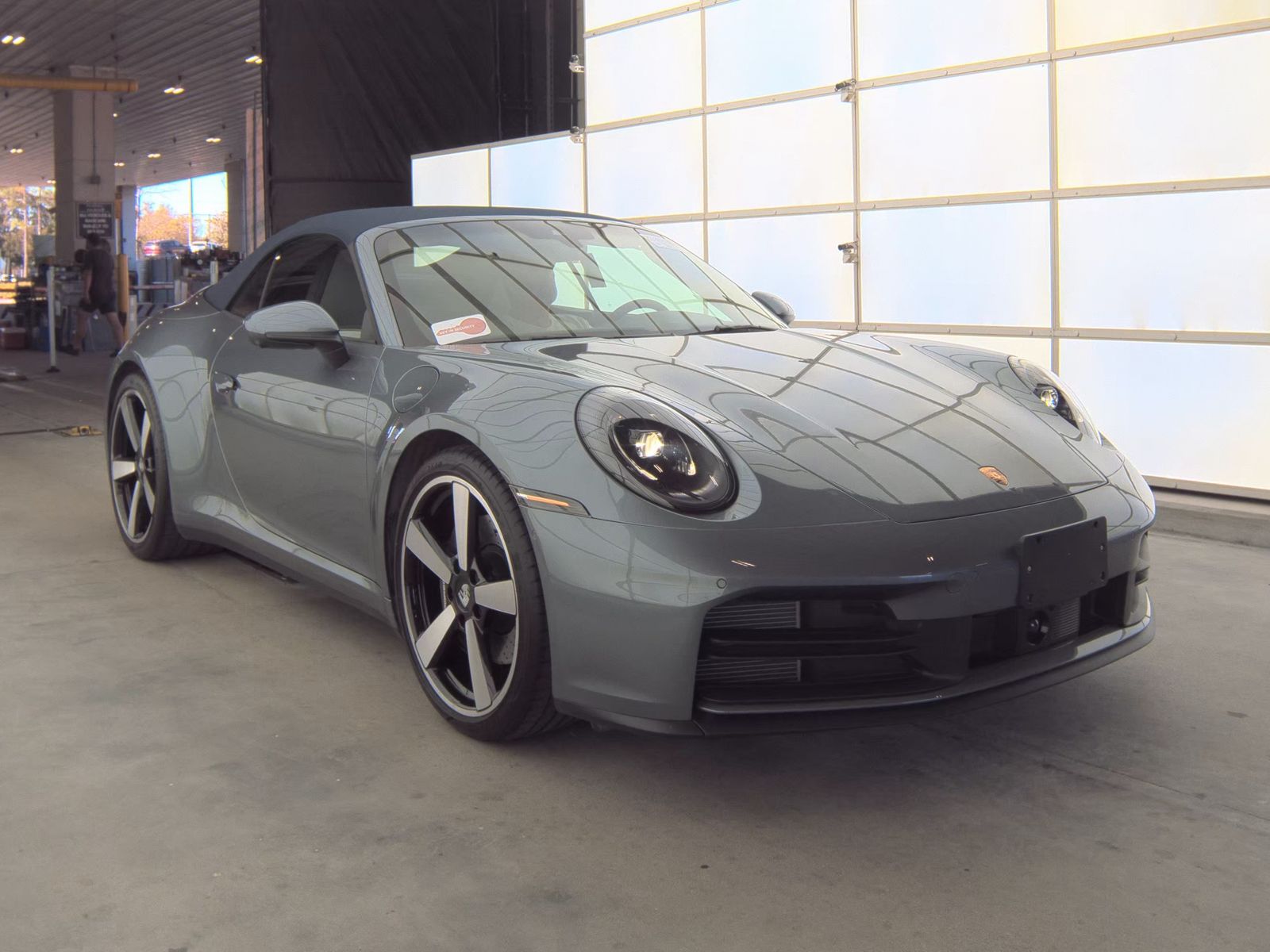 2025 Porsche 911 Carrera RWD