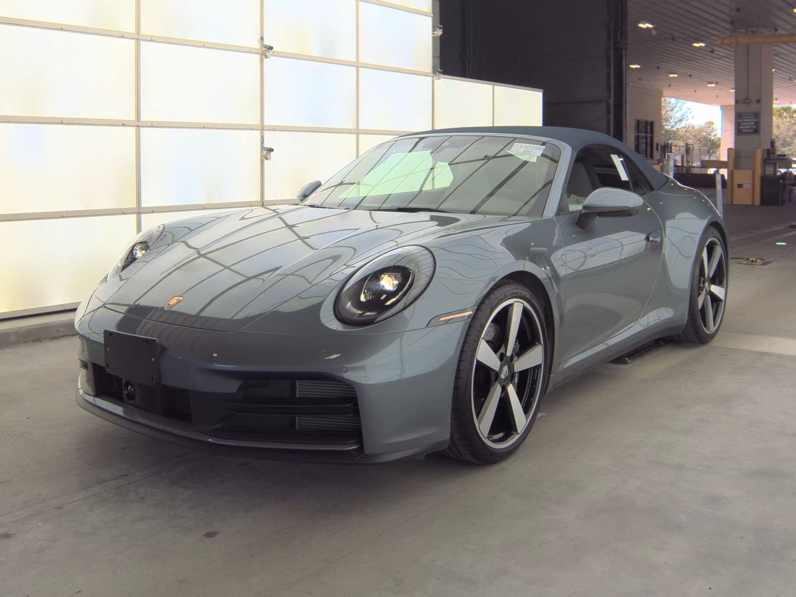 2025 Porsche 911 Carrera RWD