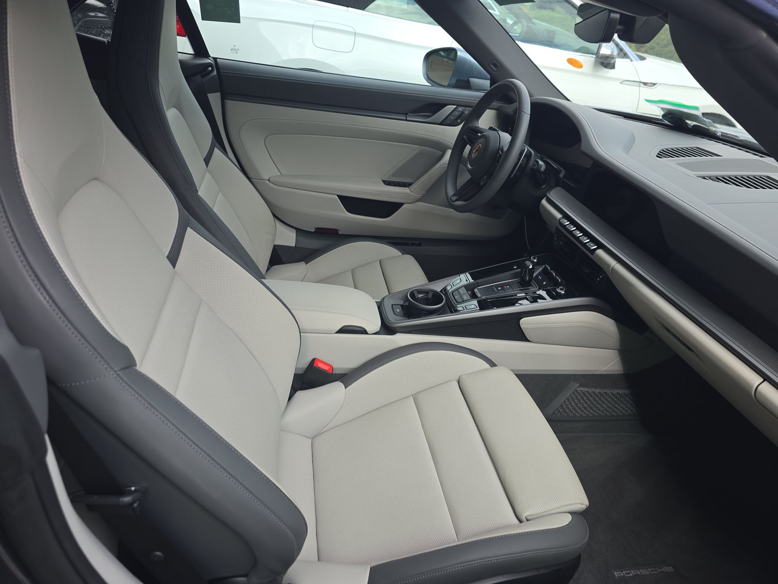 2025 Porsche 911 Carrera RWD