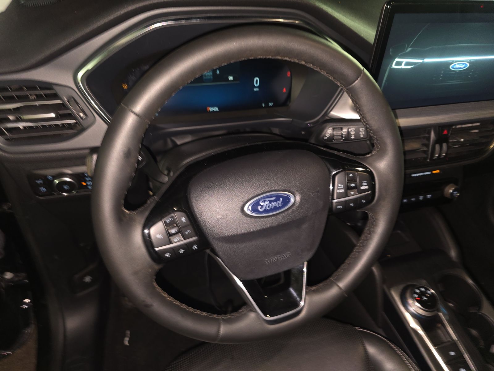 2023 Ford Escape Hybrid Platinum FWD
