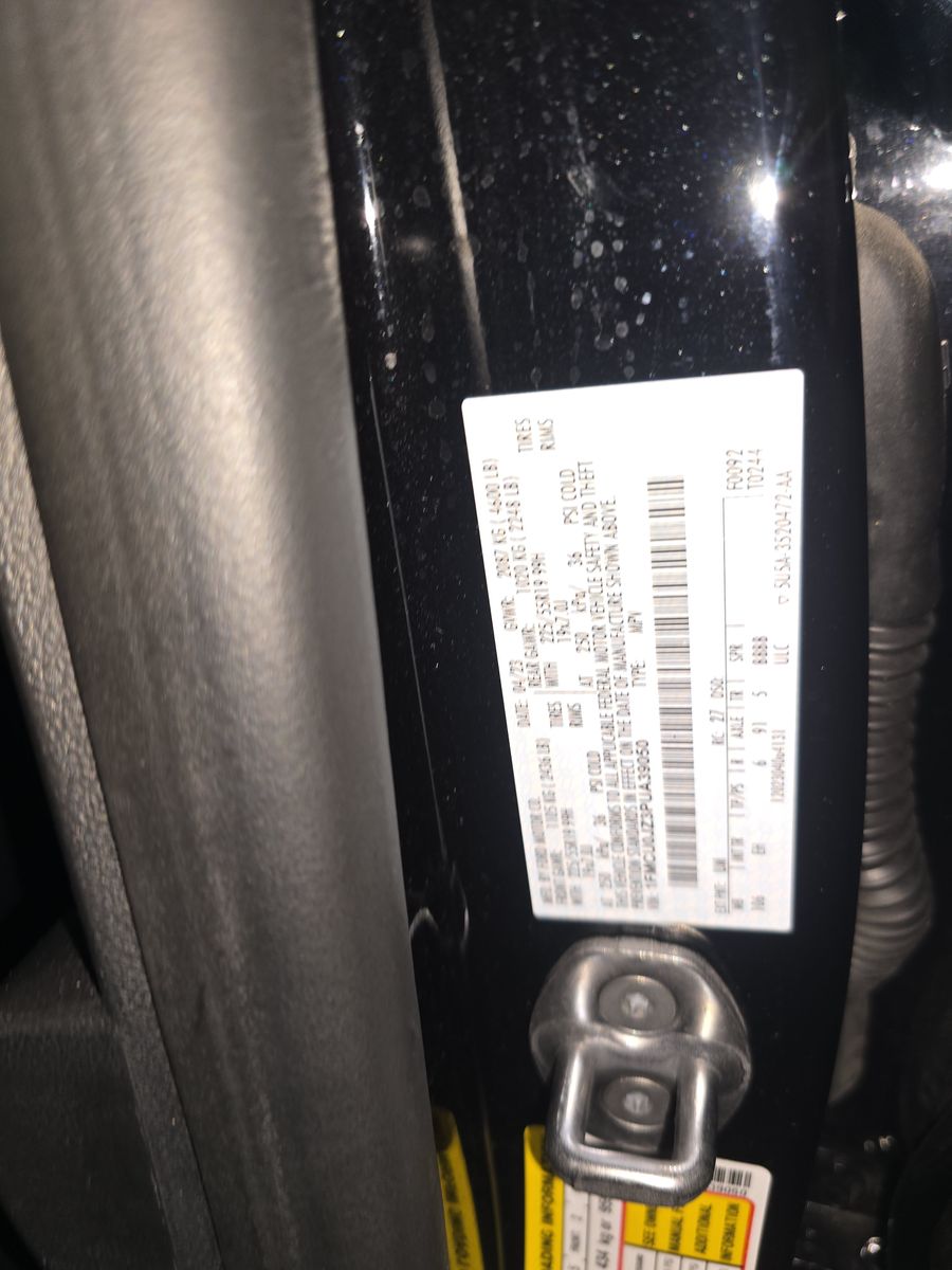 2023 Ford Escape Hybrid Platinum FWD