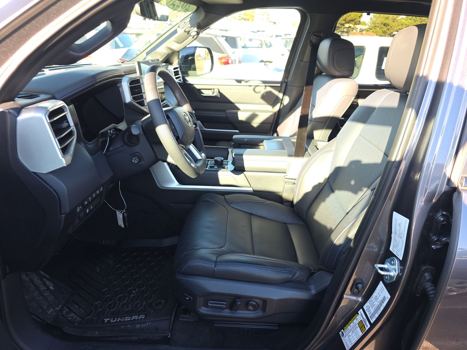 2025 Toyota Tundra Platinum AWD