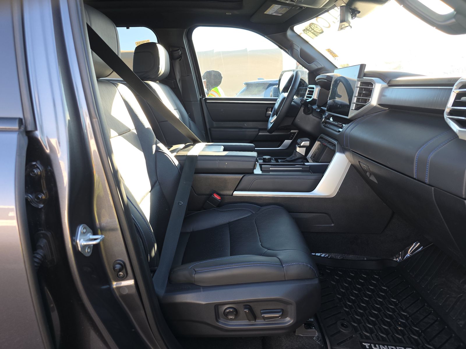 2025 Toyota Tundra Platinum AWD