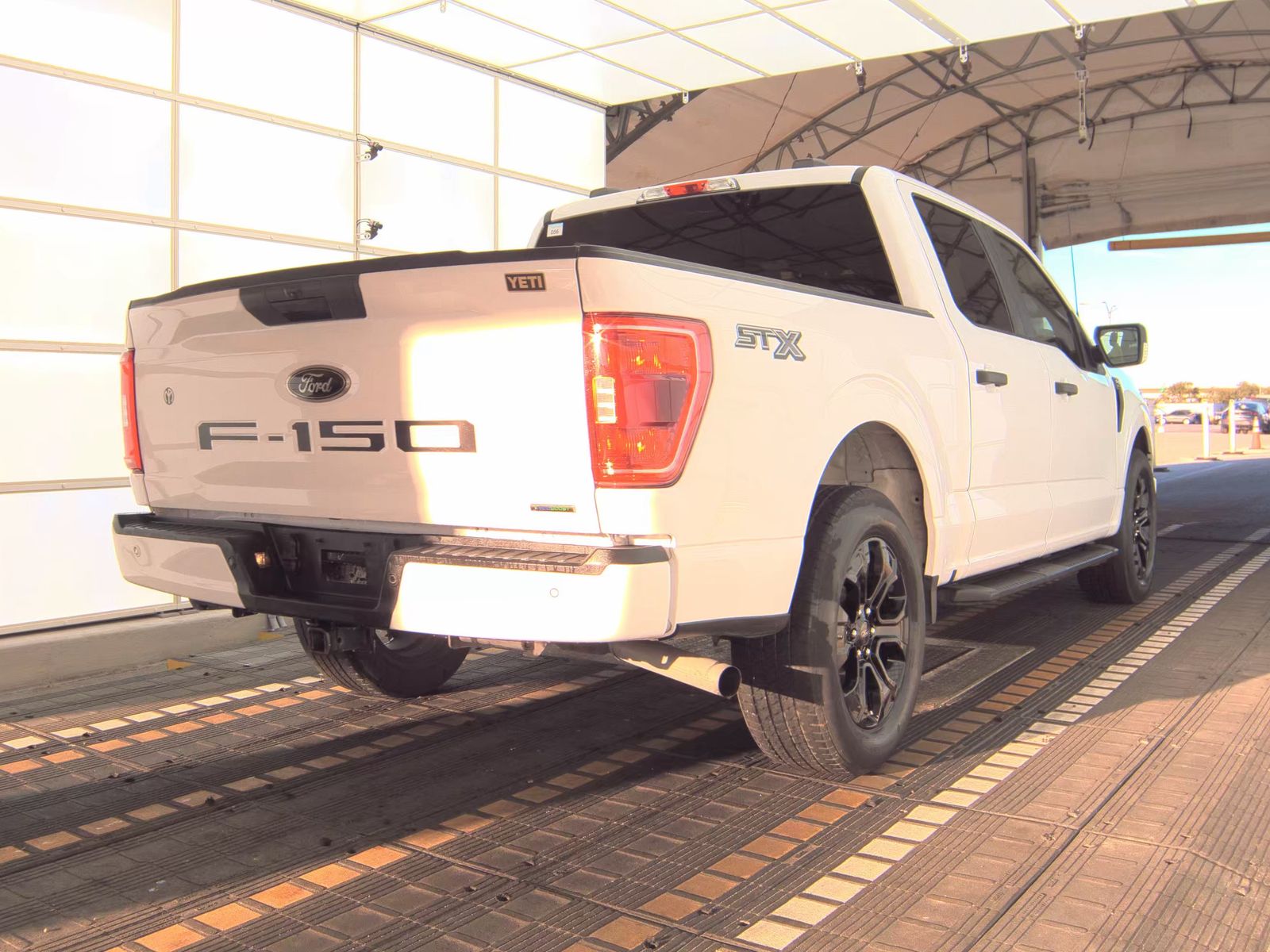 2022 Ford F-150 XL FWD