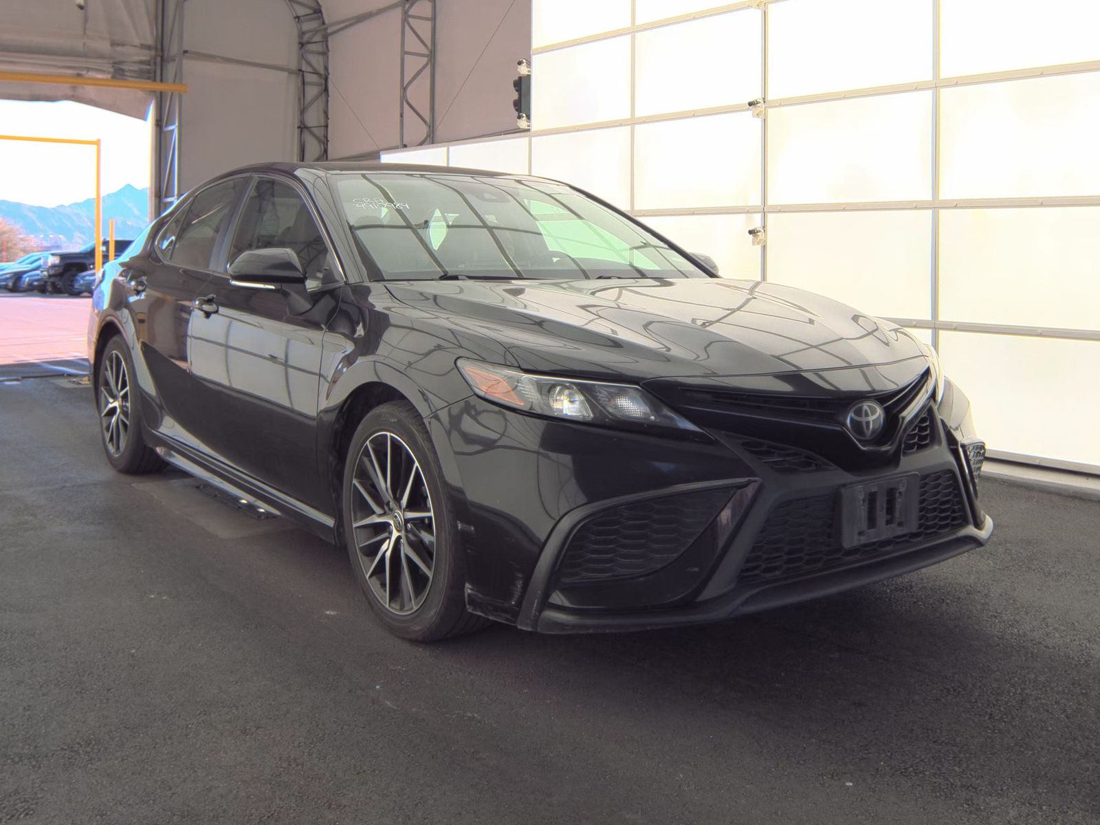 2022 Toyota Camry SE FWD
