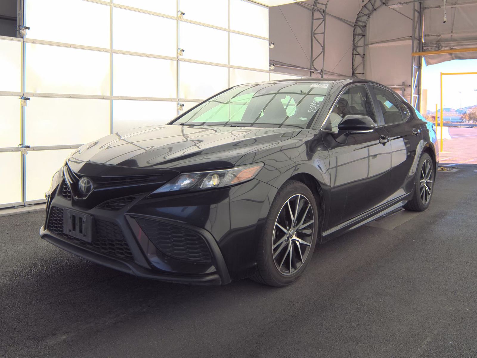 2022 Toyota Camry SE FWD