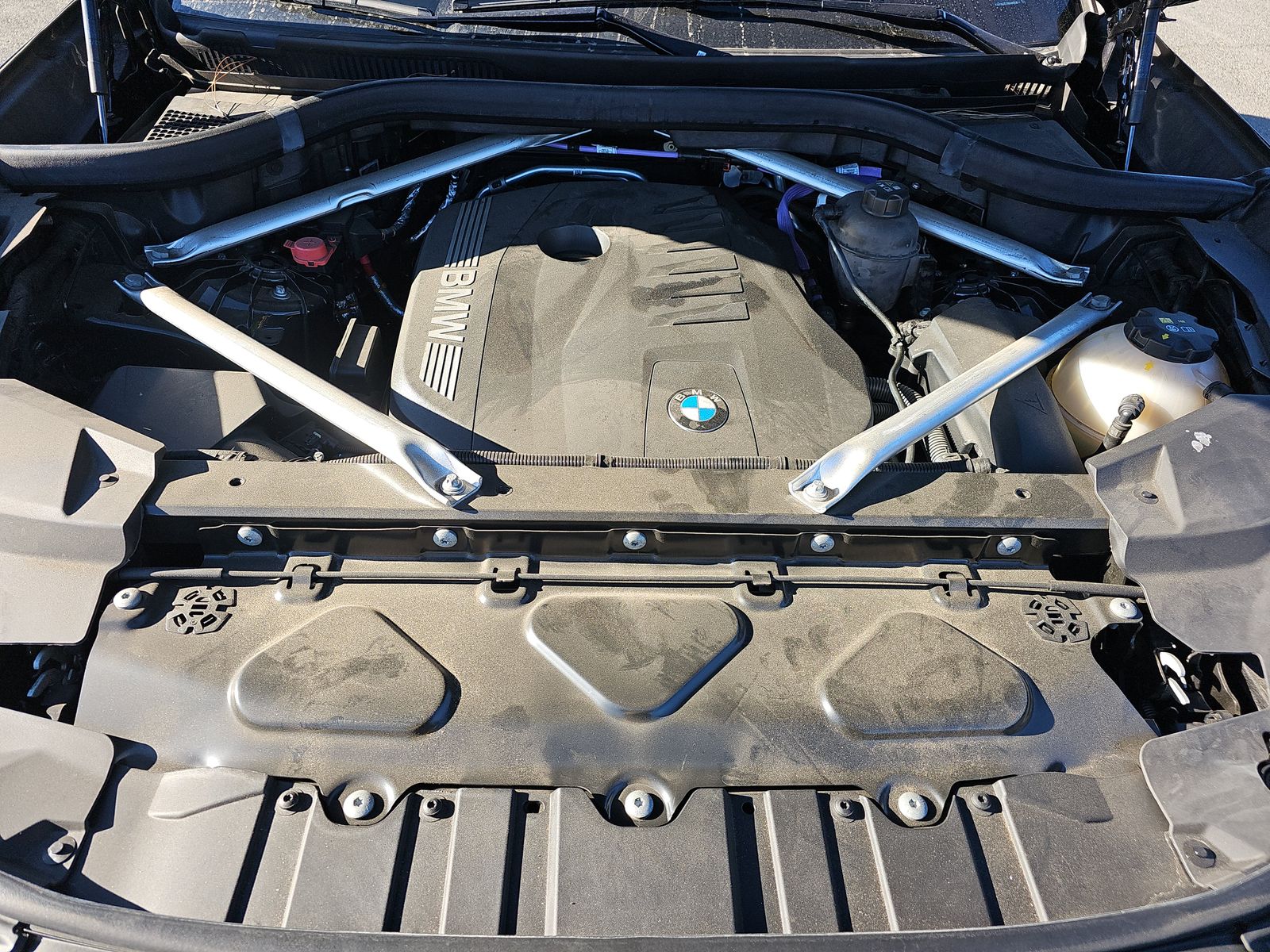 2024 BMW X5 xDrive40i AWD