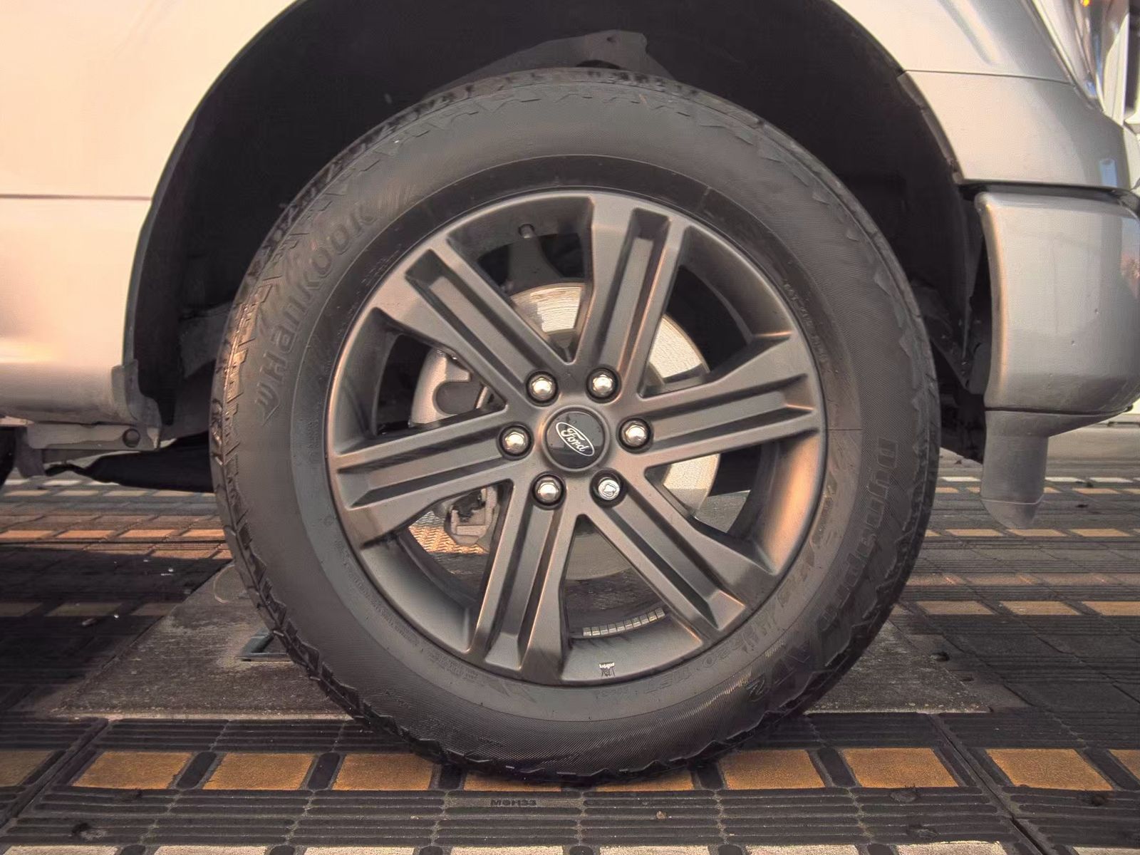 2022 Ford F-150 Lariat AWD