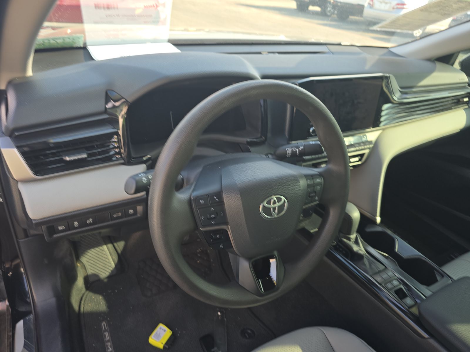 2025 Toyota Camry LE FWD