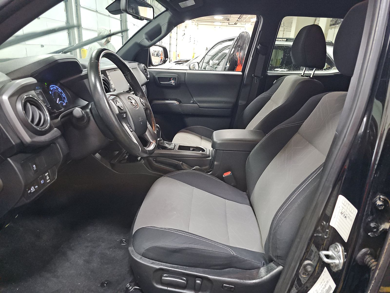 2023 Toyota Tacoma TRD Off-Road AWD